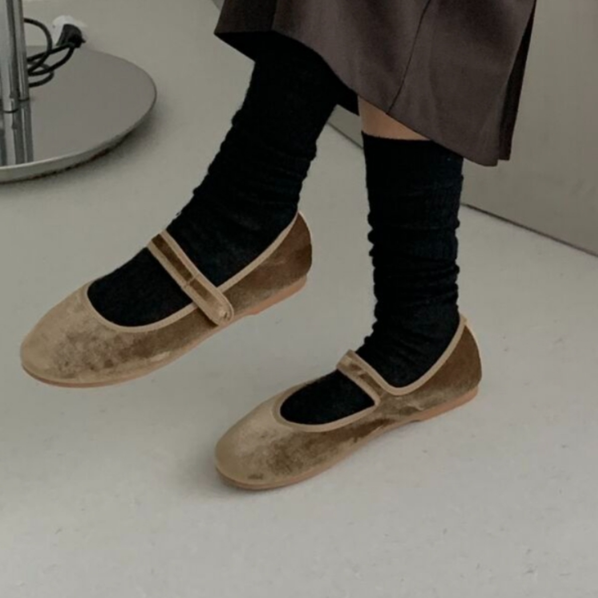 NINOLINDO 天鵝絨瑪莉珍鞋 VELVET maryjane(大人款) - milk tea