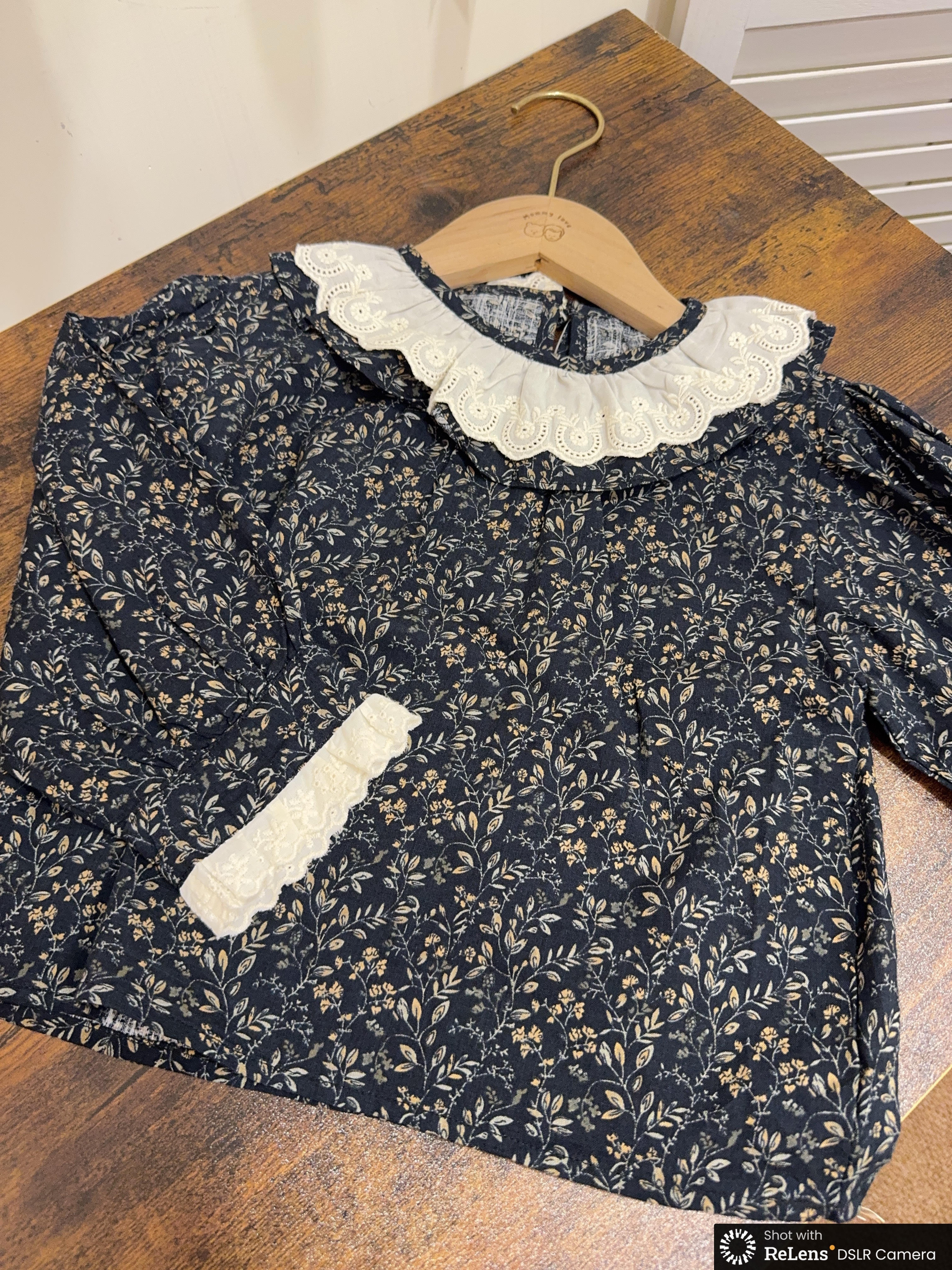 JY567日系女孩花卉翻領上衣