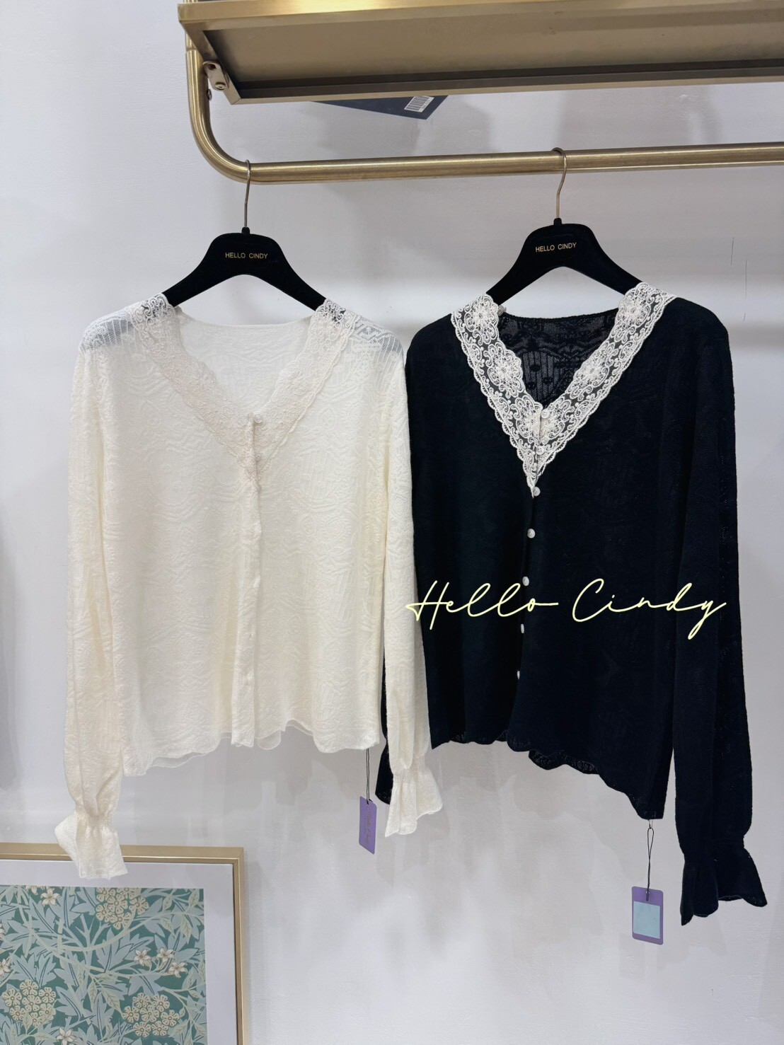 B11075 超美的古典大V蕾絲針織上衣