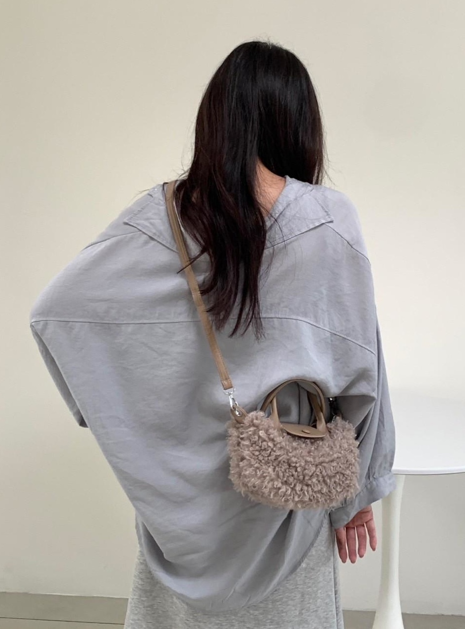 手提撞色QQ毛小包