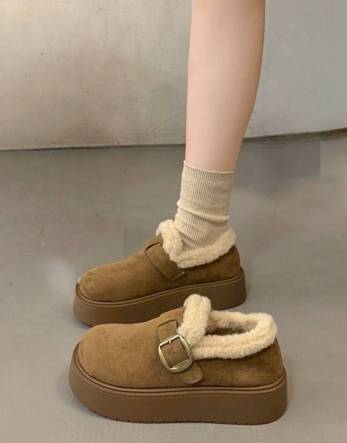 釦環羊羔毛雪靴