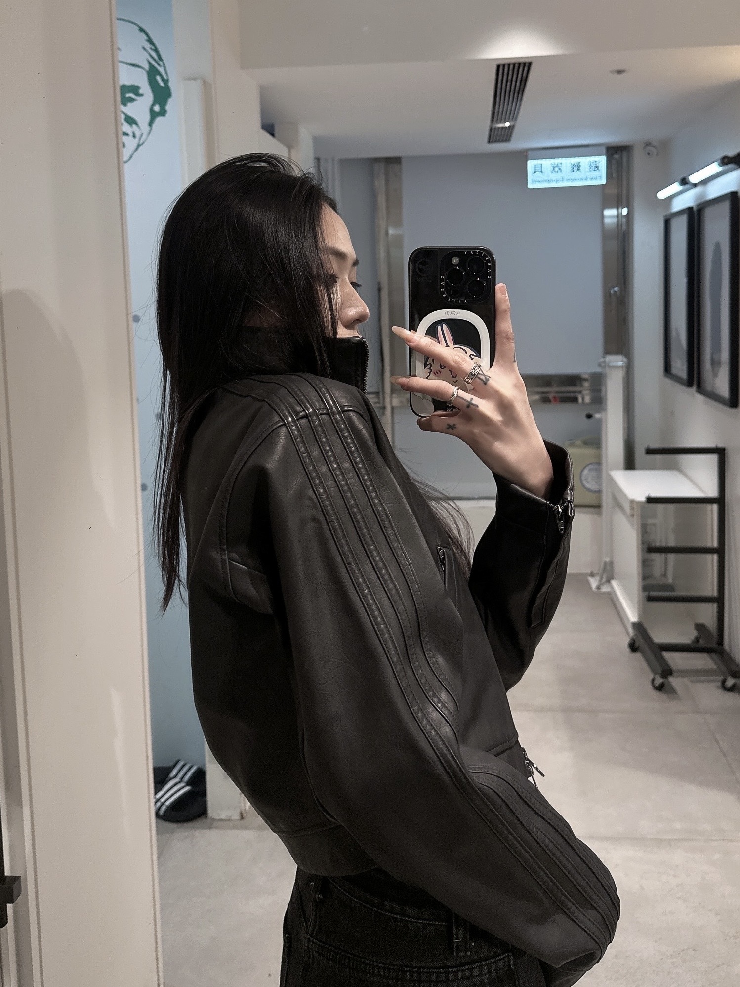 ADIDAS ORIGINALS 酷帥短版 皮革外套