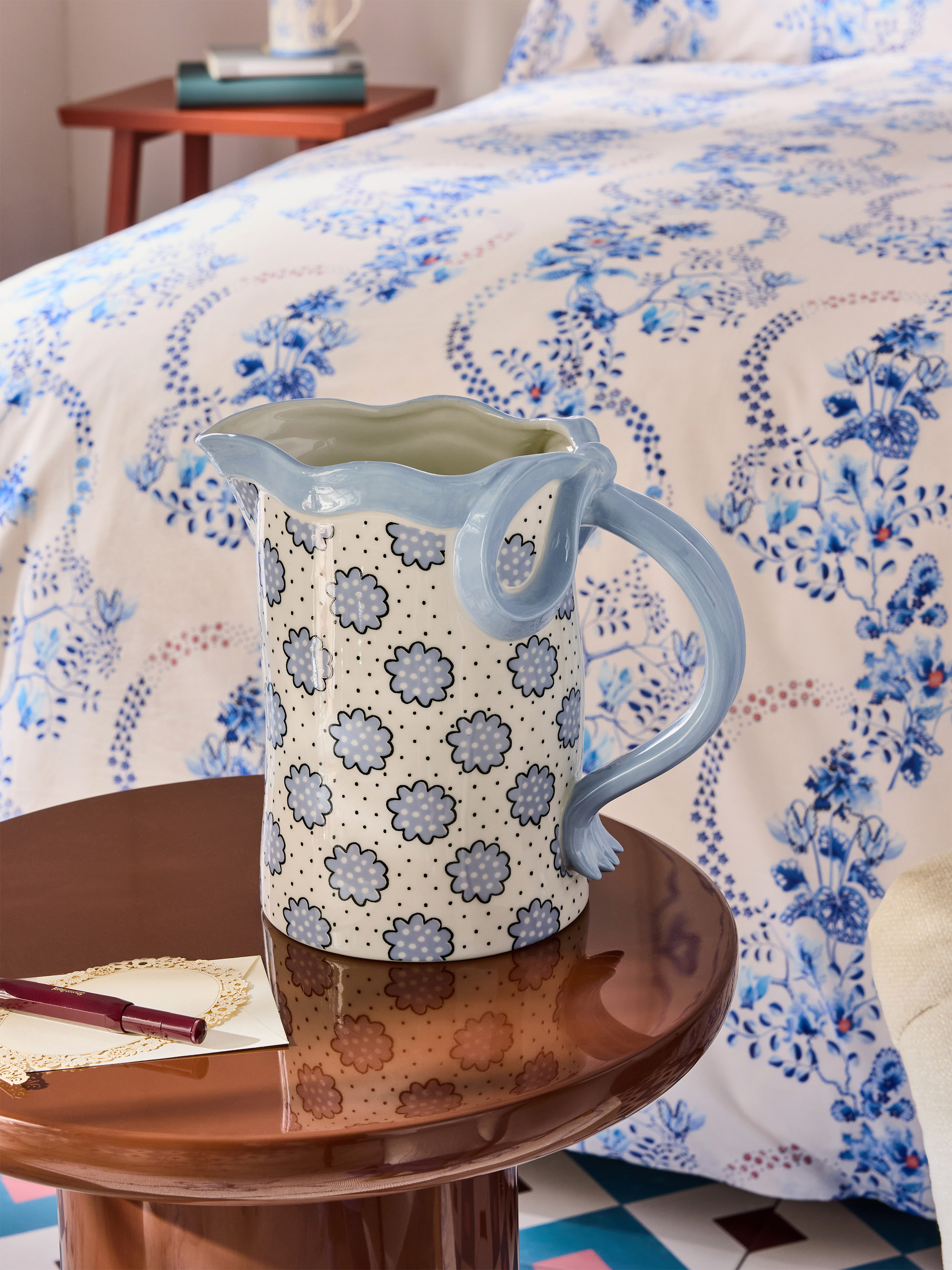 Blue Bow 陶瓷造型花器/水壺