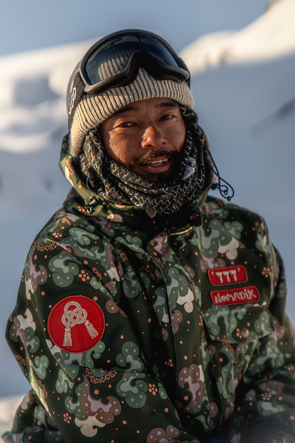 NOMADIK -777 滑雪外套-迷彩