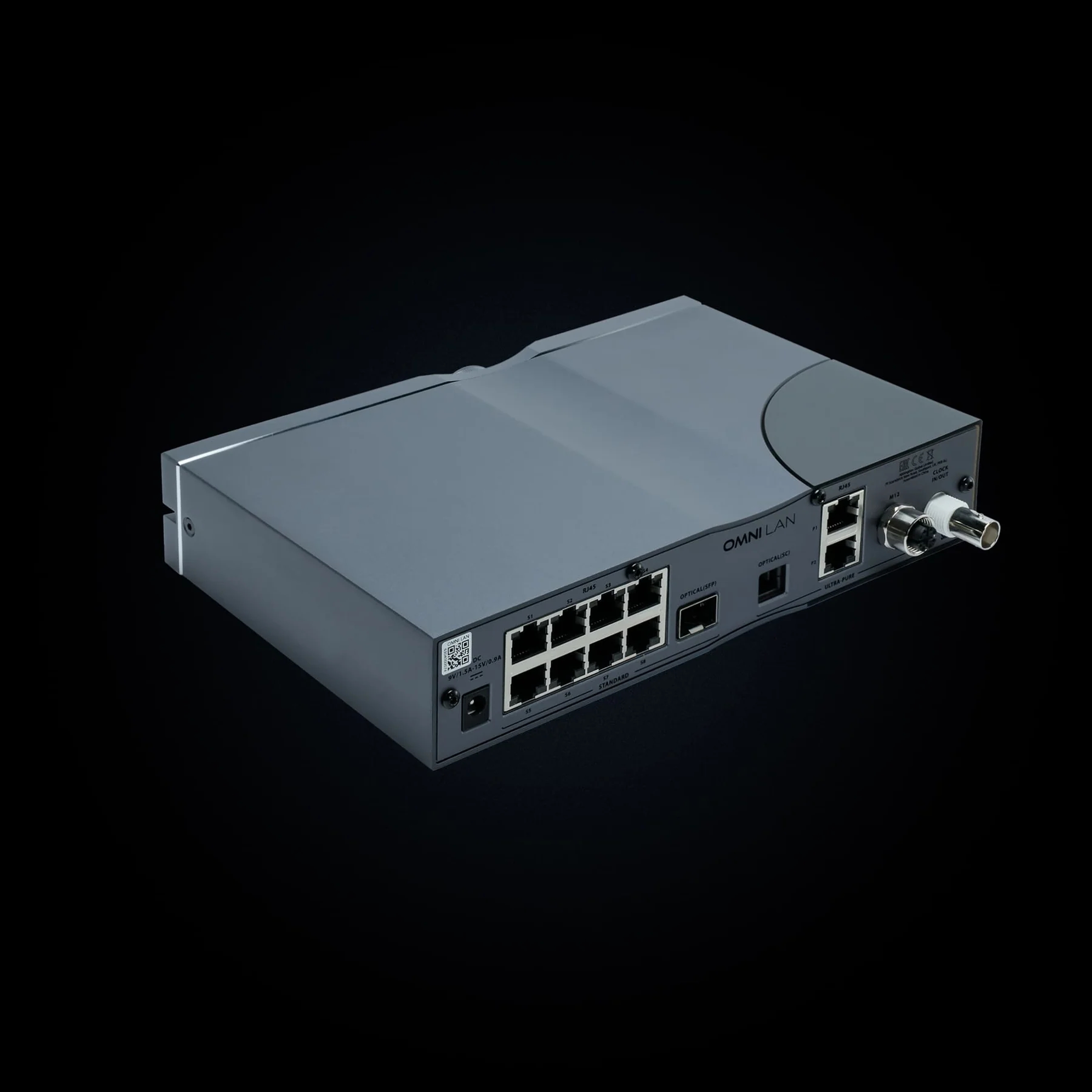 英國 iFi – OMNI LAN 網路交換器+光電隔離 | 8組光隔離 RJ45 | 1組光纖模組(SFP) | 4組Ultra Pure 接埠經接地降噪干擾優化處理 | 3組獨立接地降噪干擾優化處理 | 內置或外置同步時鐘