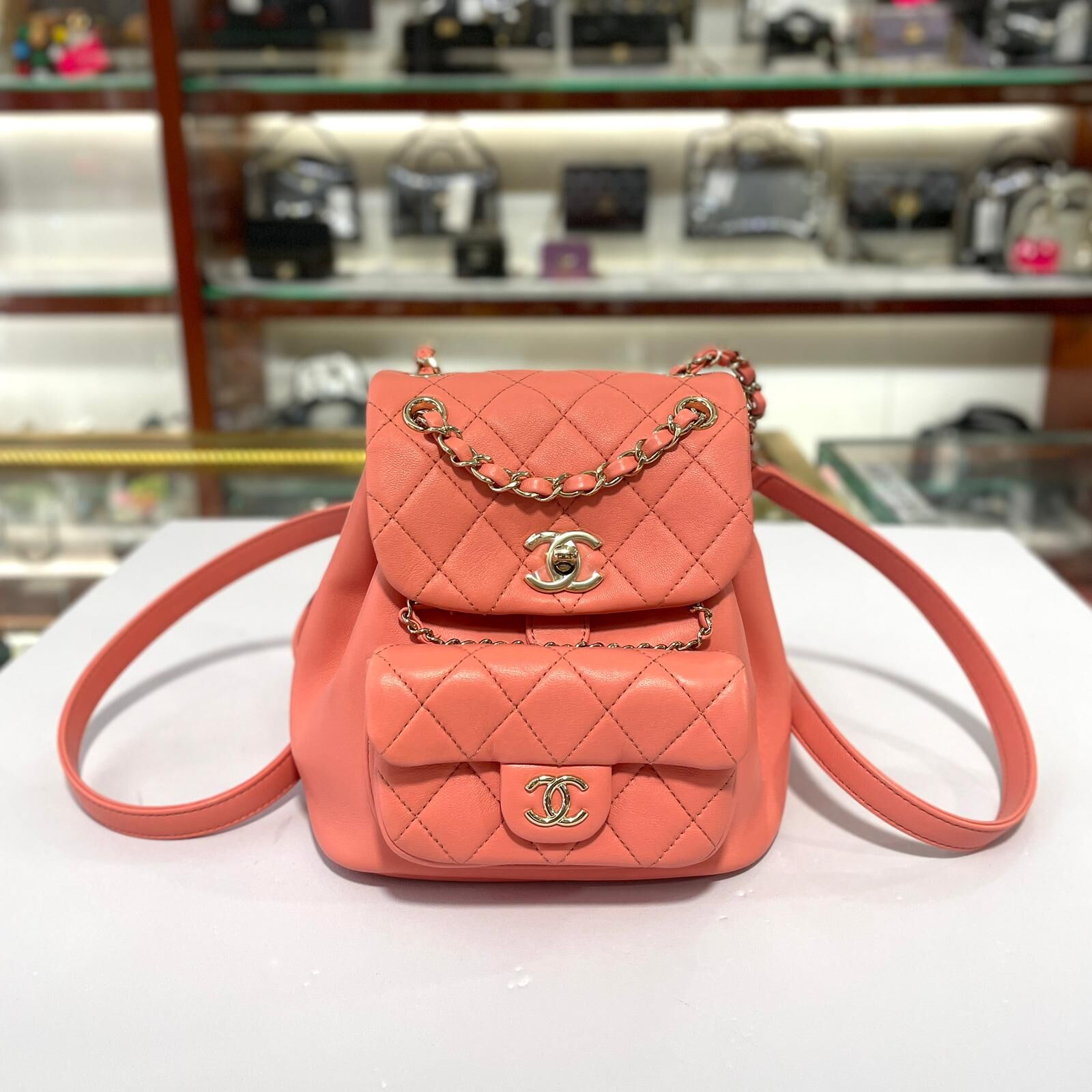 本週心動價!!! 全新CHANEL背包小號 DUMA, AS2908, 粉色小牛皮,晶片款,淡金鏈, CHANEL Backpack, #兩年免費保養 #BRAND NEW #香榭站正品