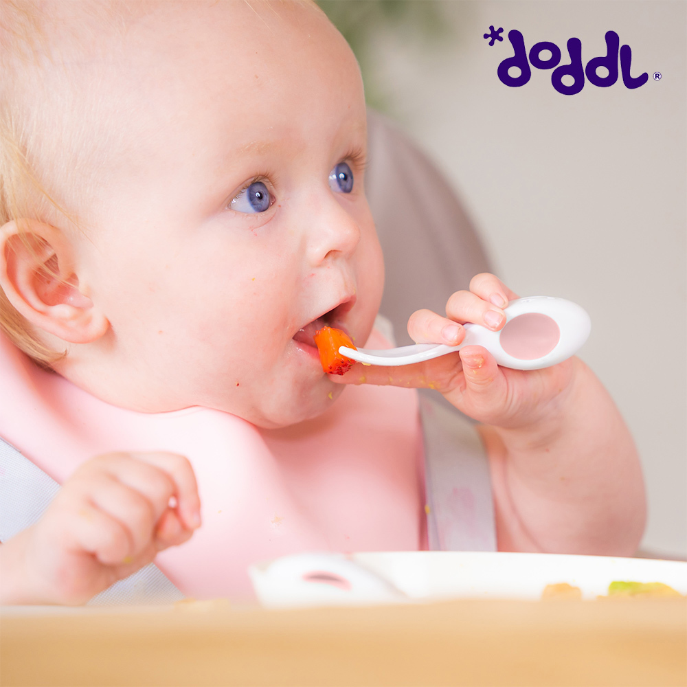 【doddl】英國人體工學秒拾餐具 - 嬰兒學習餐具 2 件組 (附攜帶盒) - 乾燥玫瑰粉