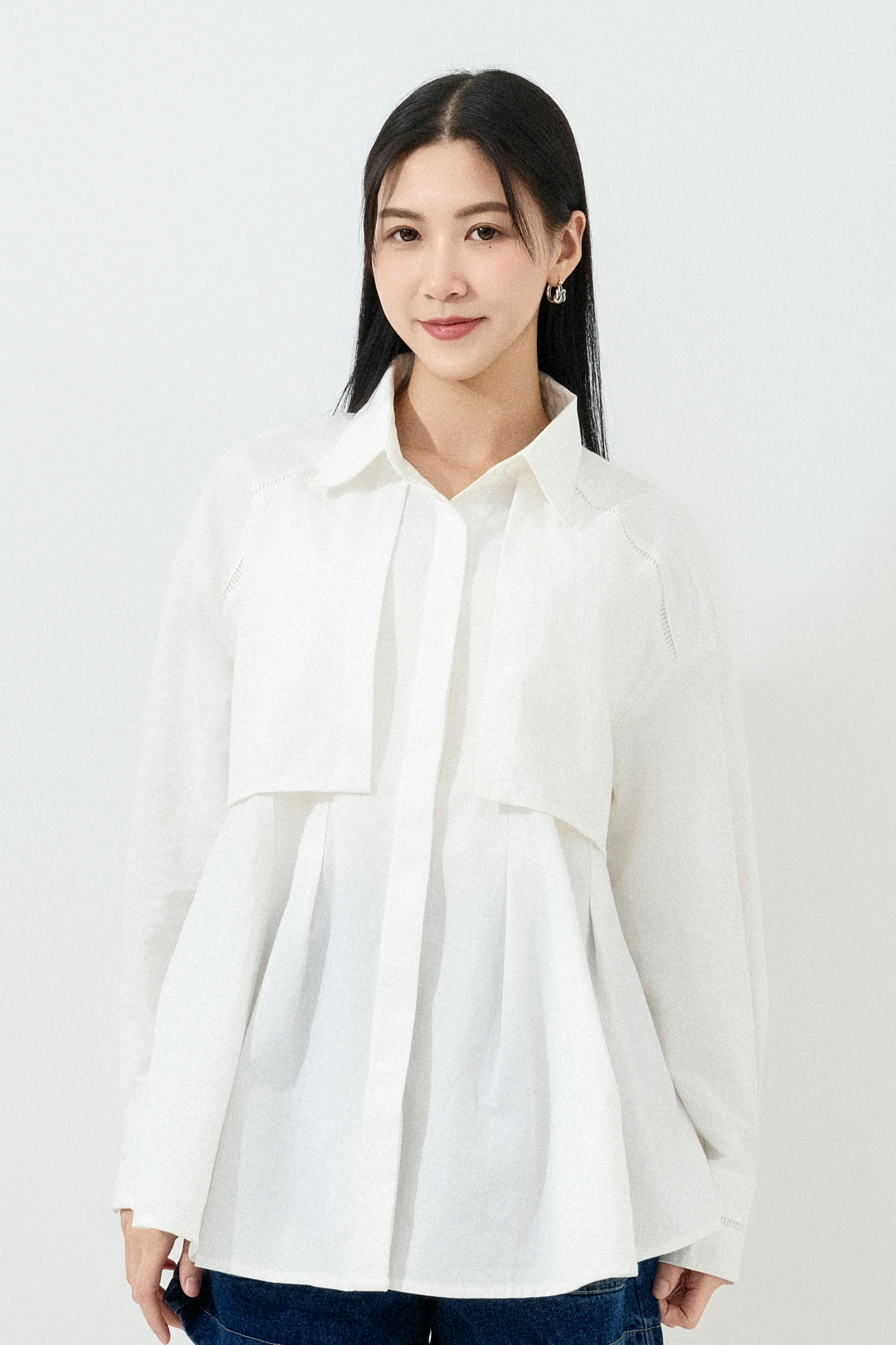 胸冚車褶傘腳恤衫 (預購產品）