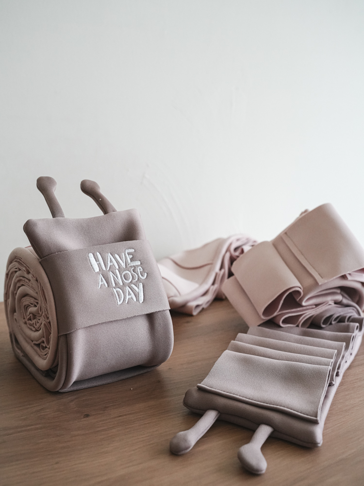 Have a nose day -嗅聞蝸牛