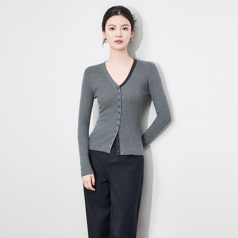 配色V領排釦針織上衣 三色