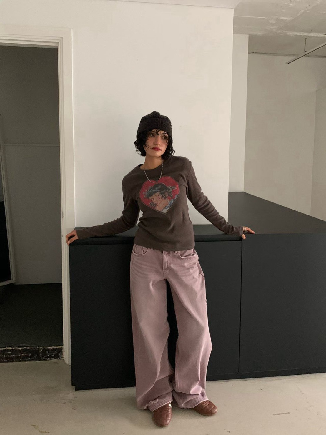 側臉女孩愛心長袖T