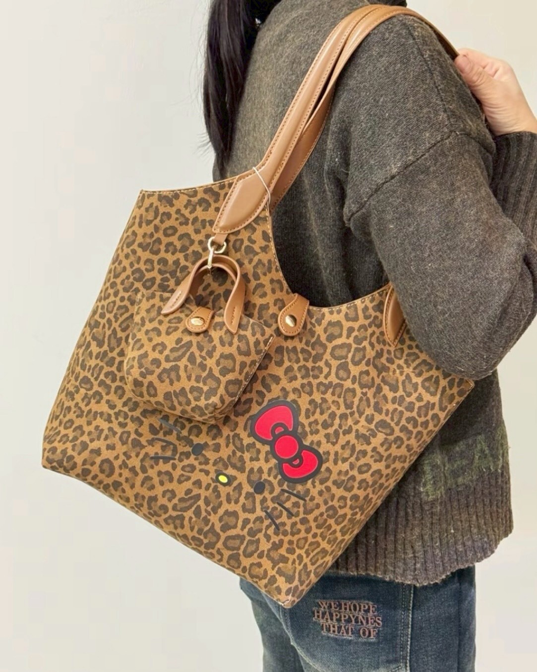 <正版授權>三麗鷗 HELLO KITTY 豹紋 大容量托特包 粉色 棕色