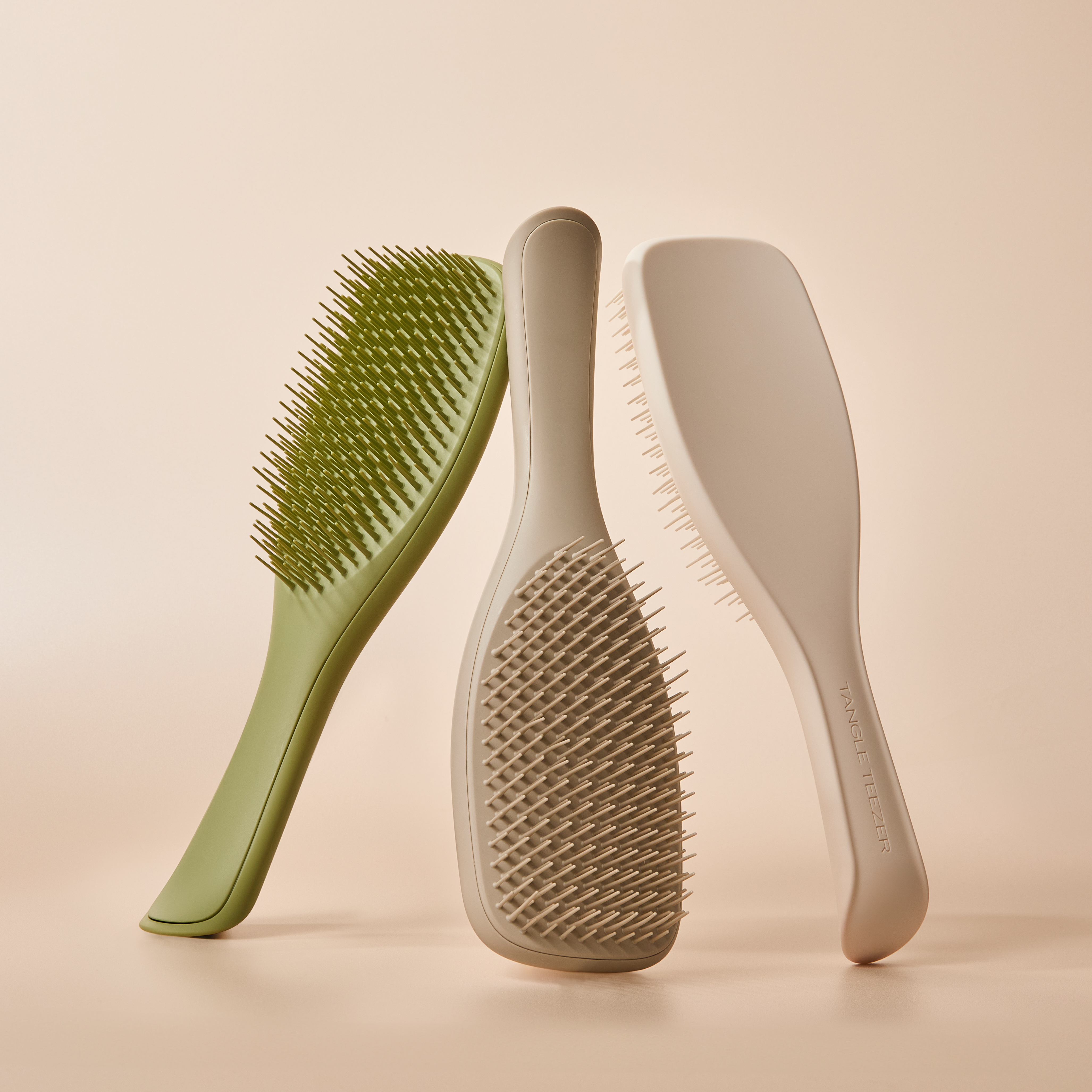 【曜岩啞光系列】英倫手握梳(中)-橄欖綠