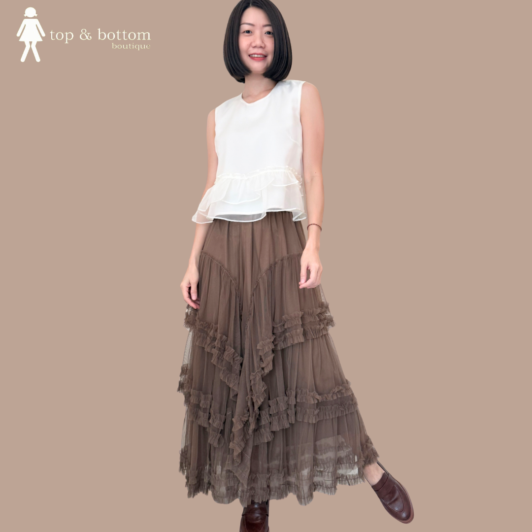 SLEEVELESS SOFT ORGANZA FRILLED HEM BLOUSE