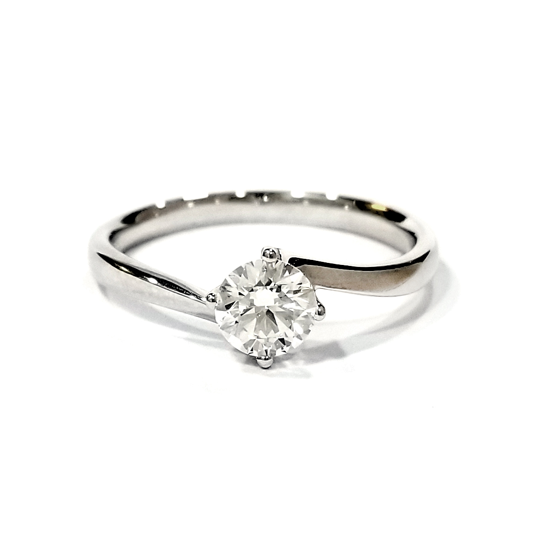 18K白金 50分 實驗室培育鑽石扭臂戒指