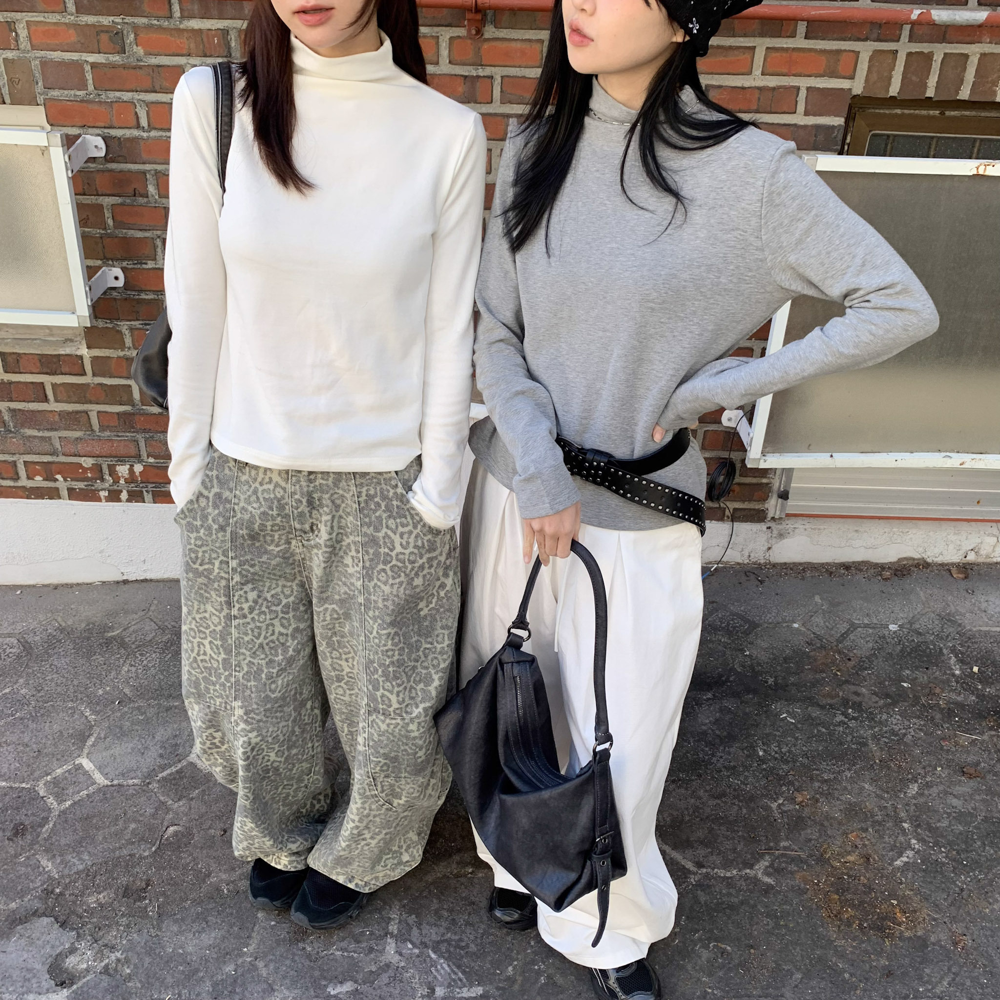 ISA_舒服到包色! 超親膚磨毛小立領彈性上衣_51056