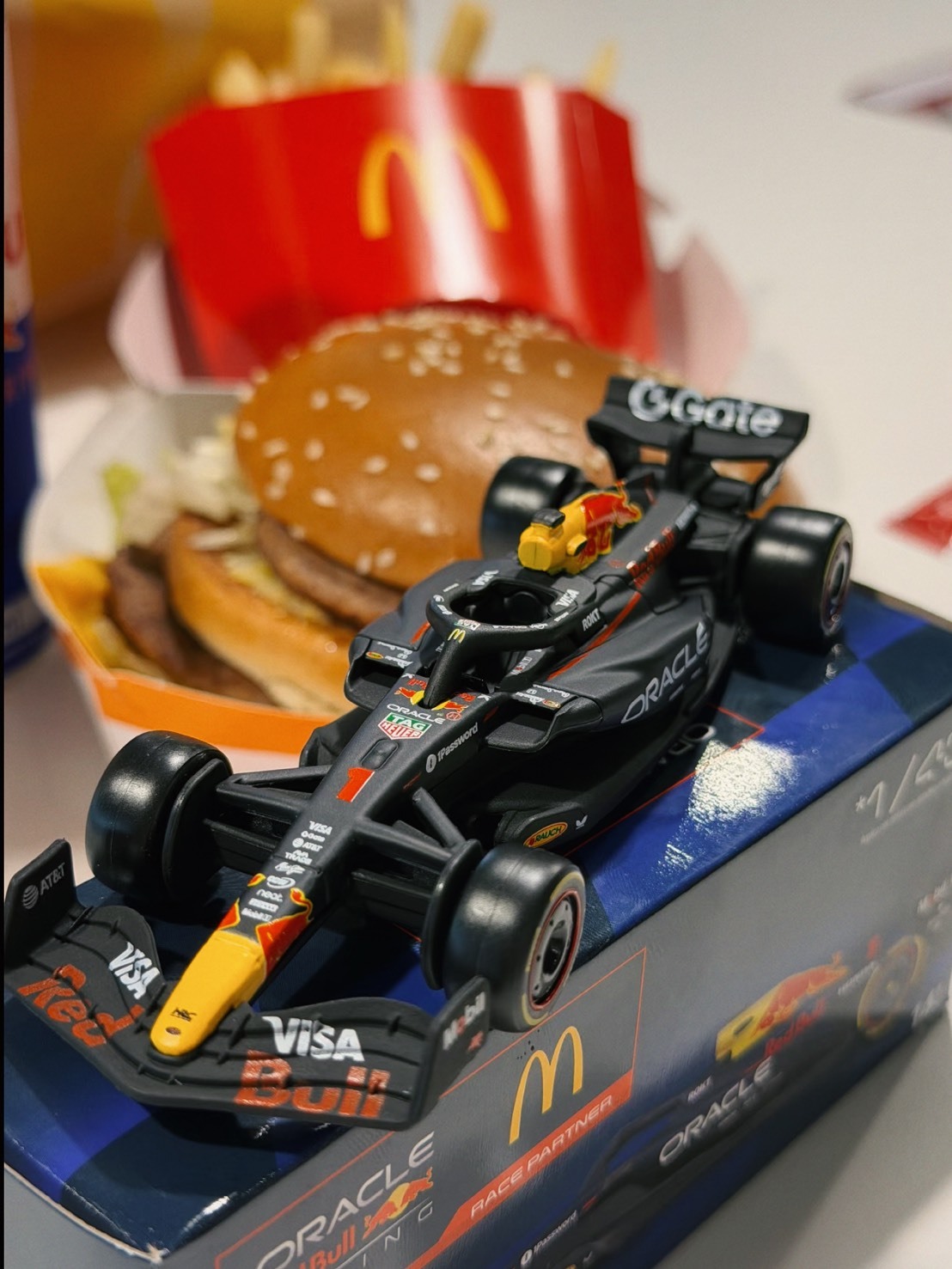限量🇧🇷 巴西限定 麥當勞 X F1 紅牛 賽車模型