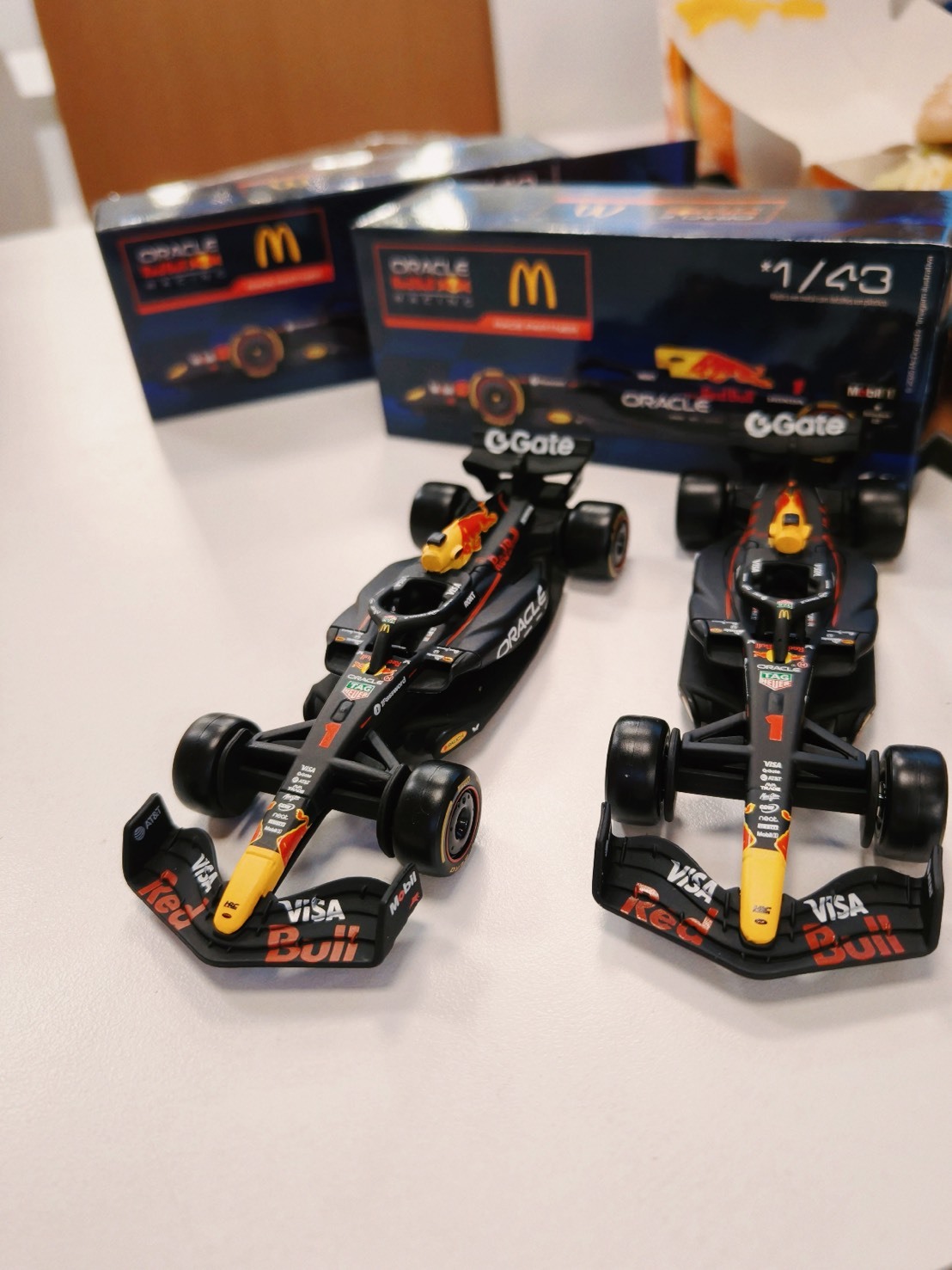 限量🇧🇷 巴西限定 麥當勞 X F1 紅牛 賽車模型