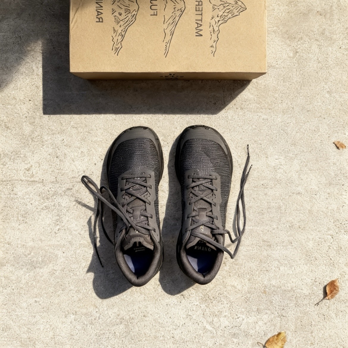 【代購】BEAMS × REI Co-op × On Cloudultra 3 聯名款｜經典戶外機能跑鞋 男款 深灰色