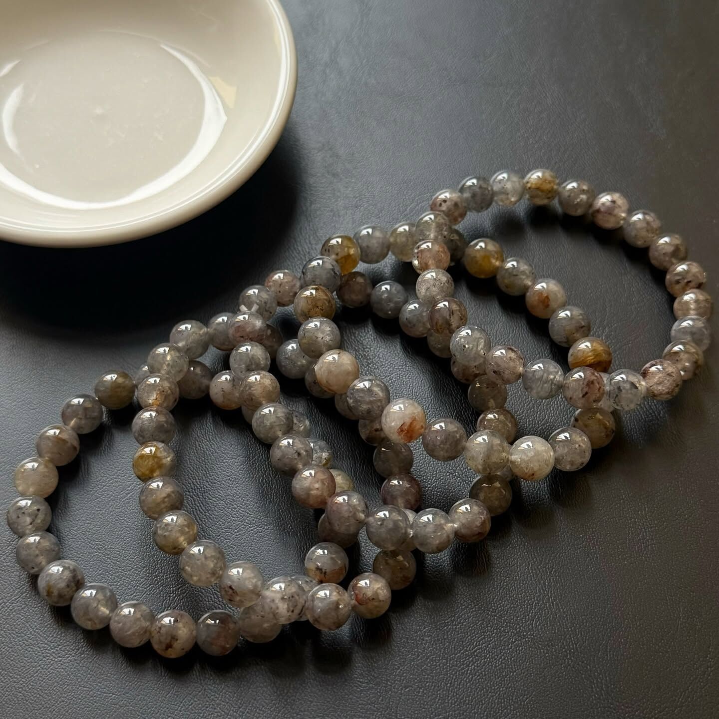 [原石] 黑極光23 內含黃鐵礦（普通等級）水晶手串