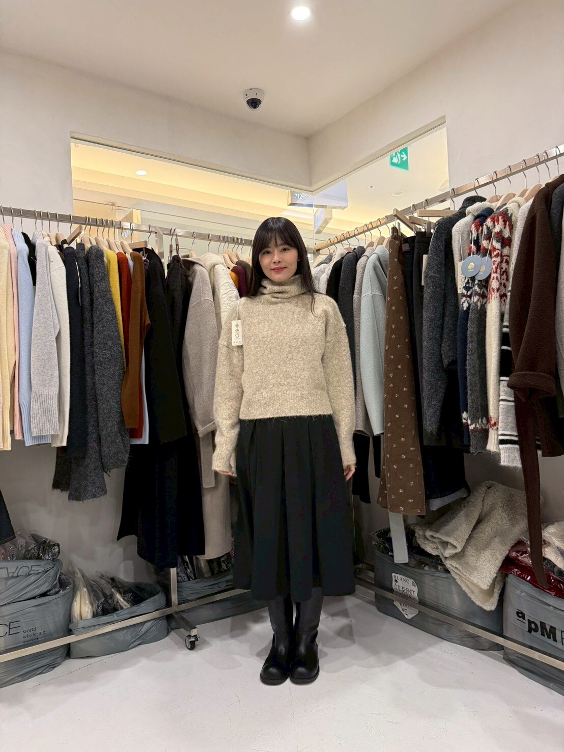 MB5208 高領混色短版毛衣