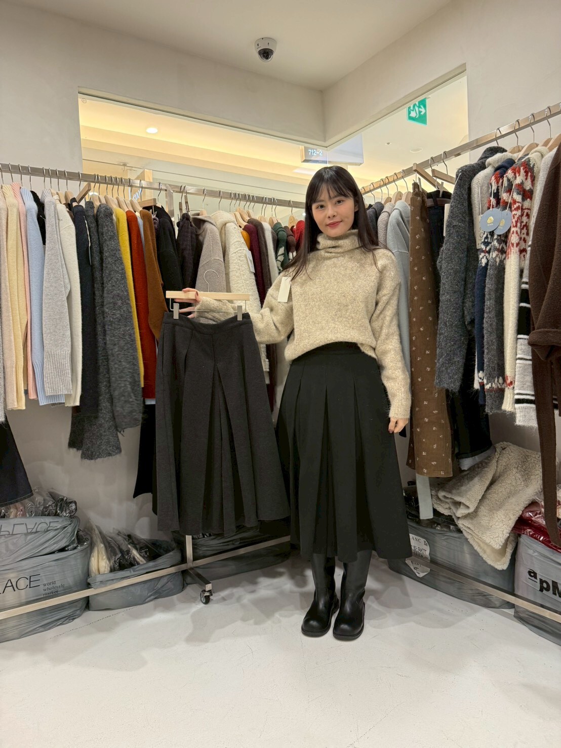 MB5205 闊百褶開叉裙褲