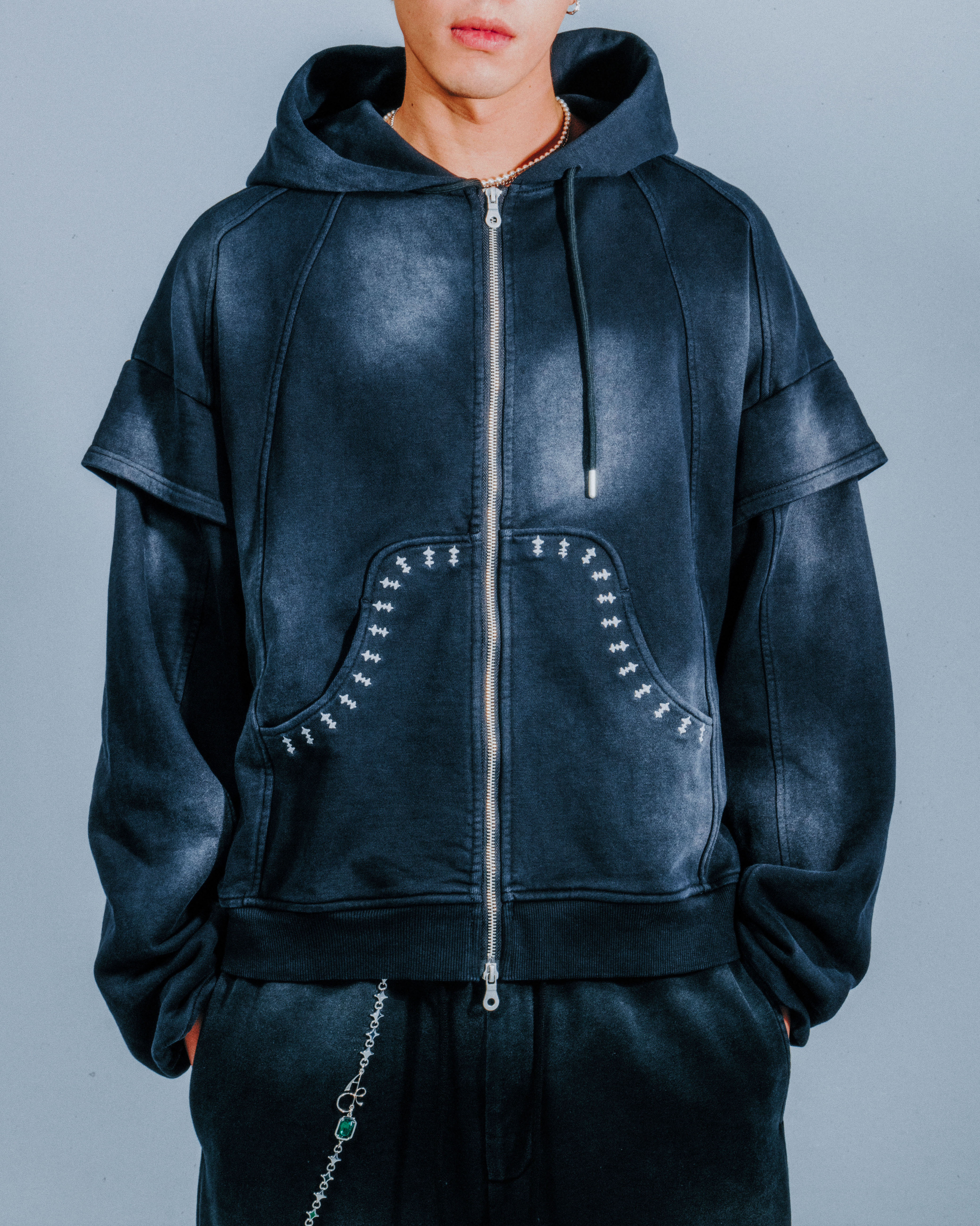 LAYERED SPLICING ZIP-UP HOODIE - BLACK