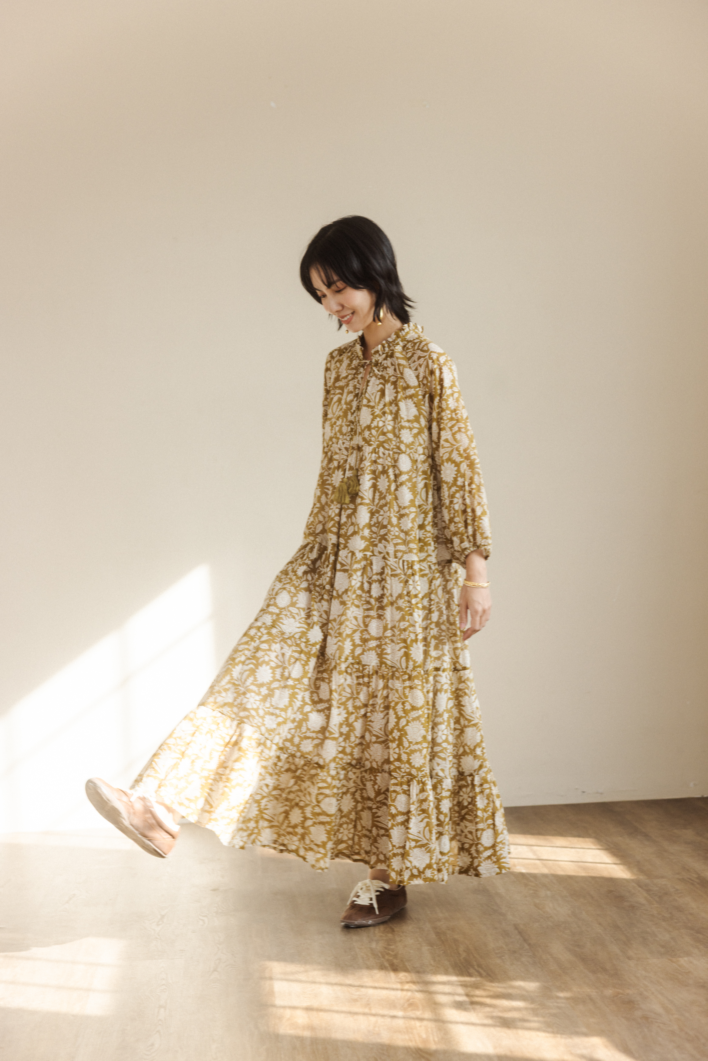 花領前綁帶長袖長洋裝_芥黃