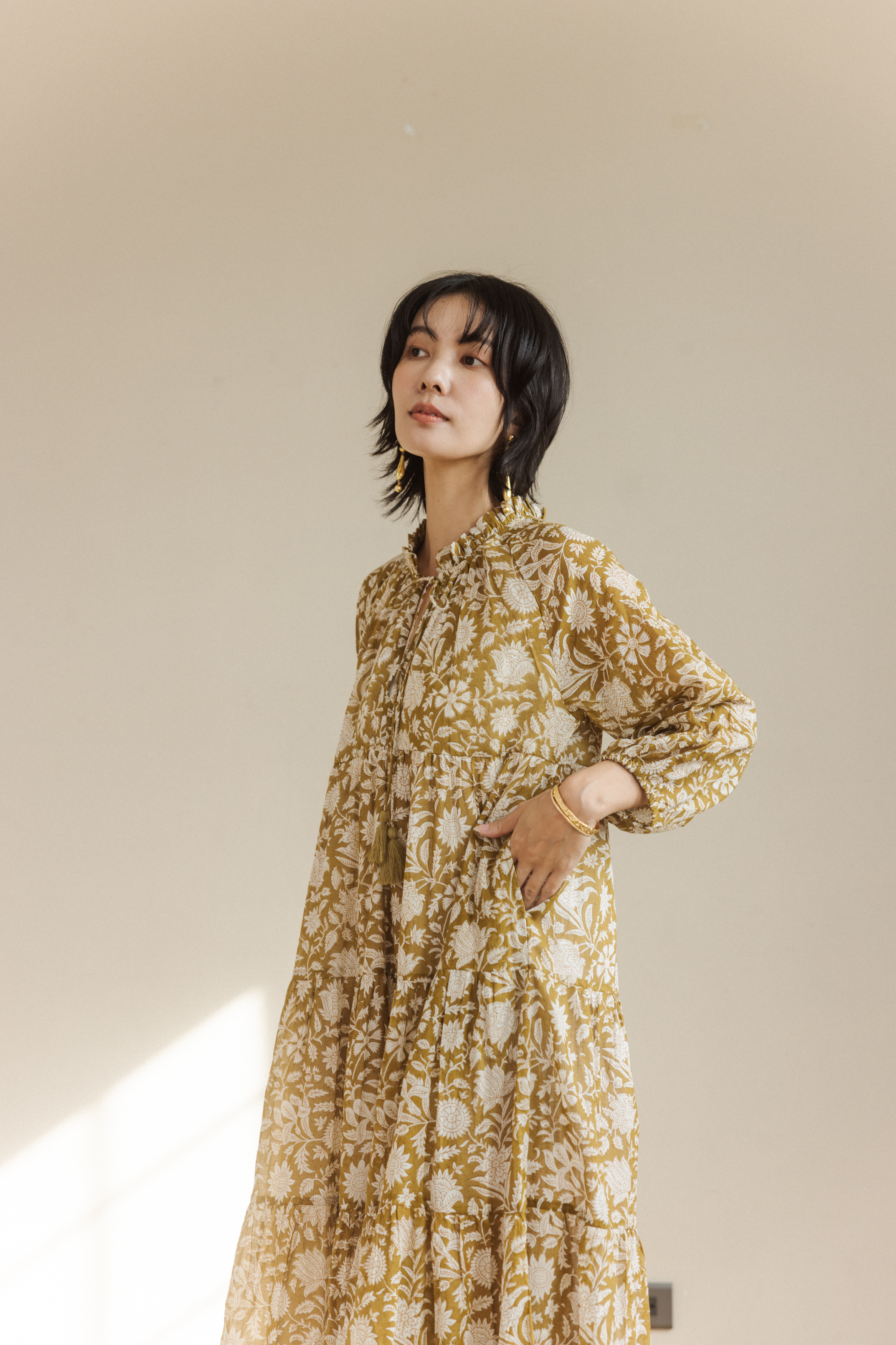 花領前綁帶長袖長洋裝_芥黃