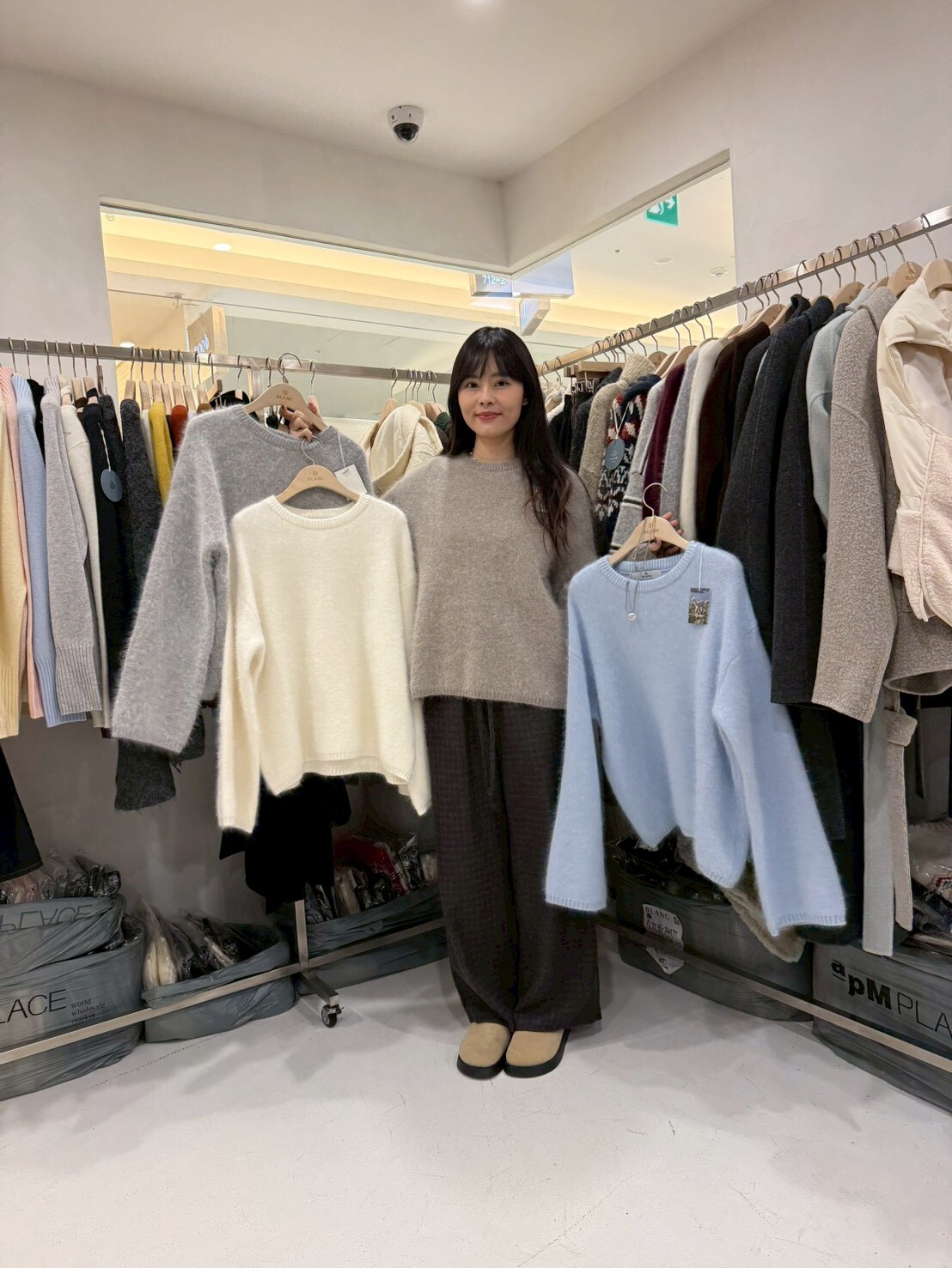 MB5201 毛茸感圓領套頭毛衣