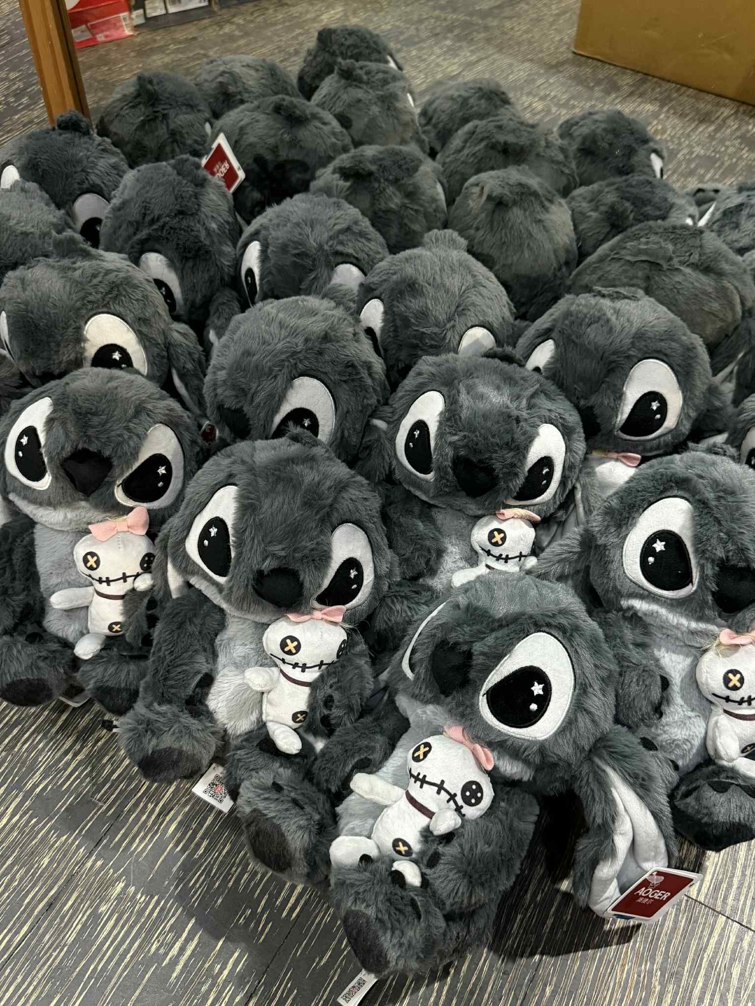 Disney 限定 黑皮史迪奇毛絨玩偶