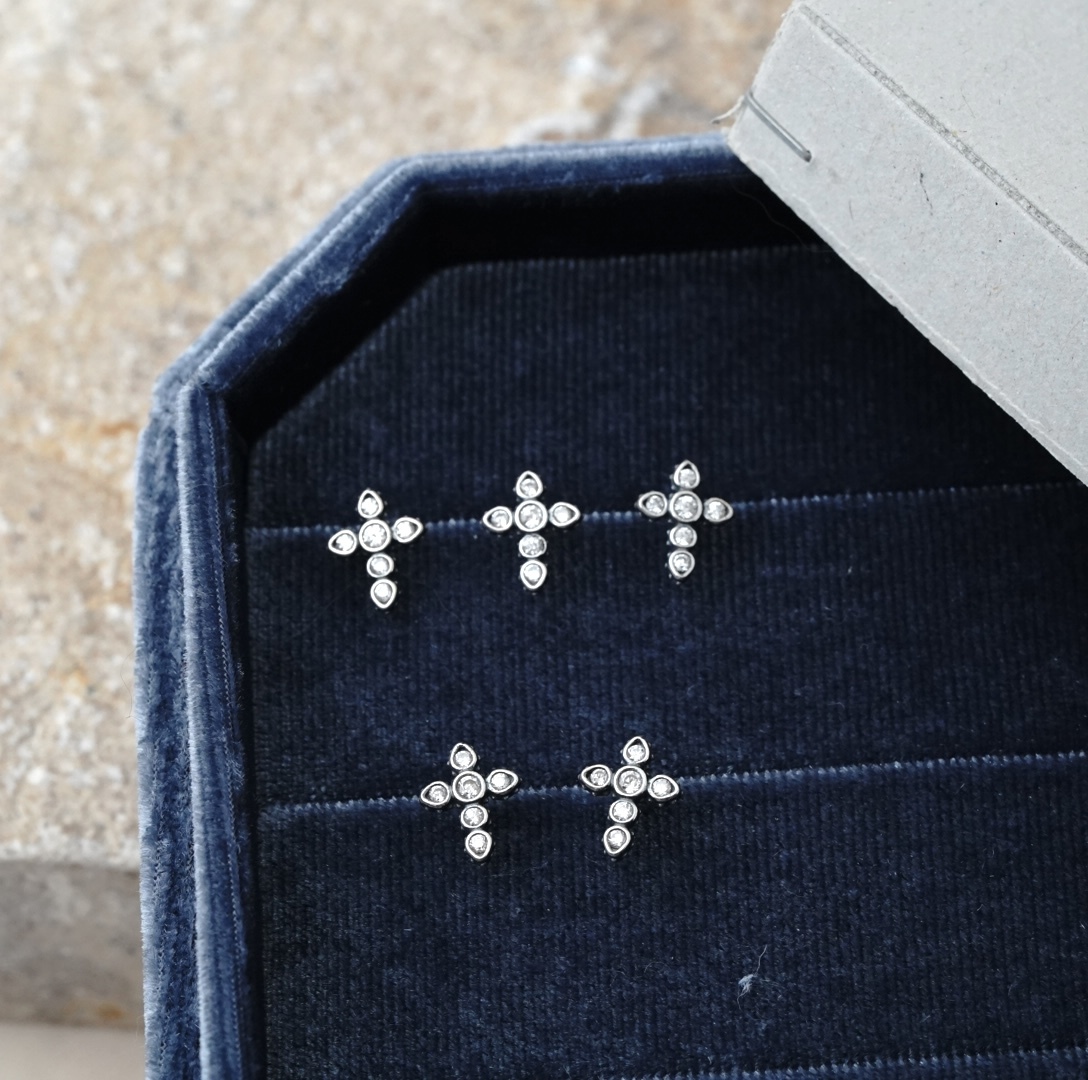 sve11 黑化十字架