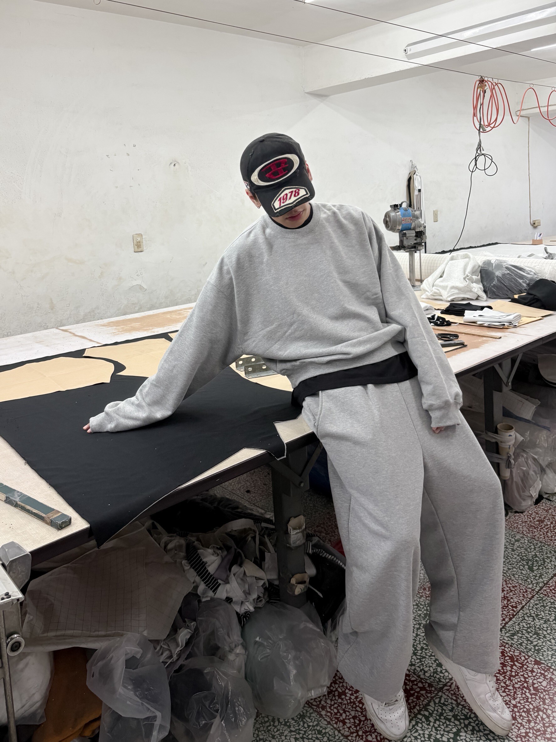 《S.V》650G素面短寬大學T