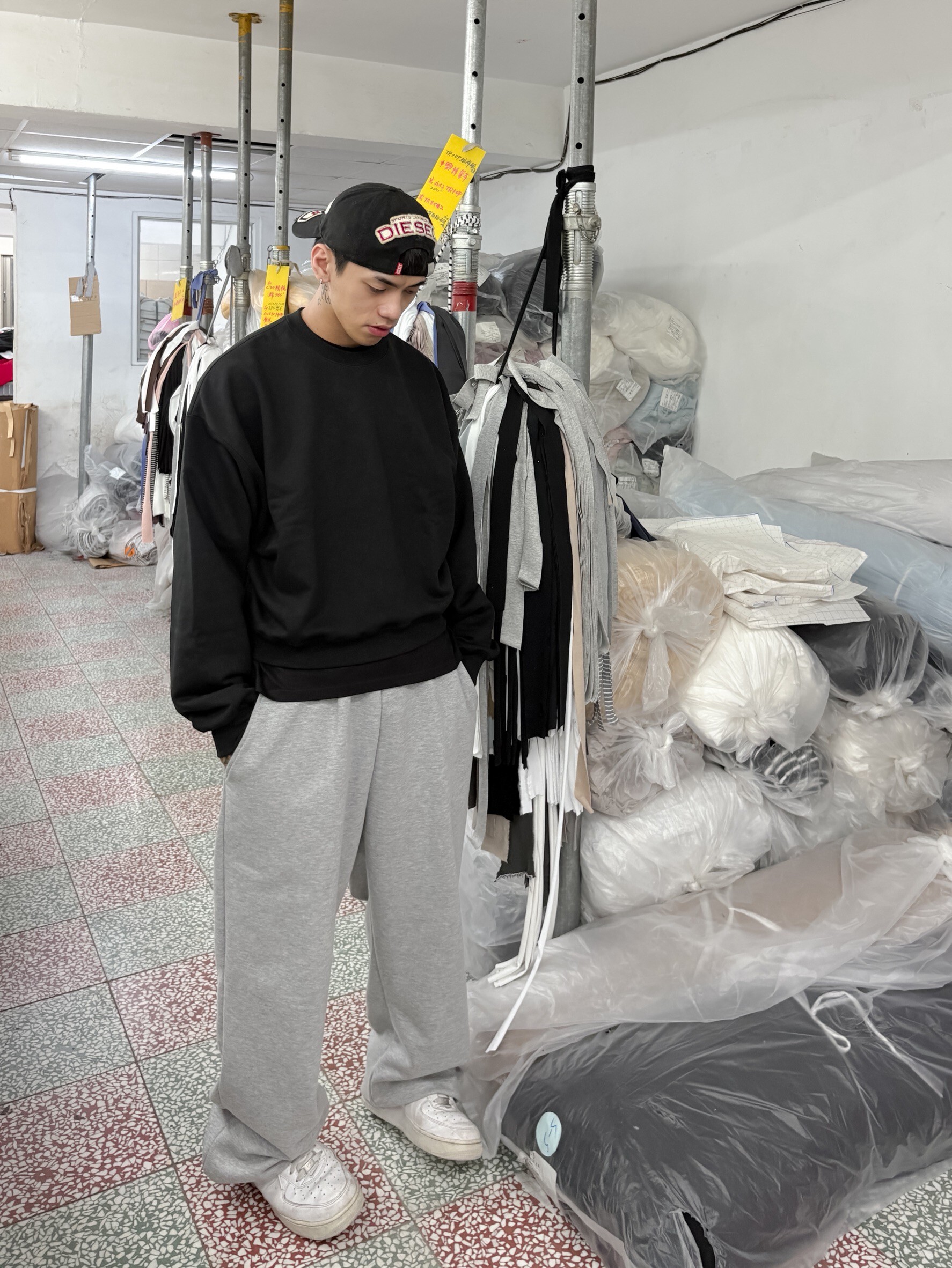 《S.V》650G素面短寬大學T