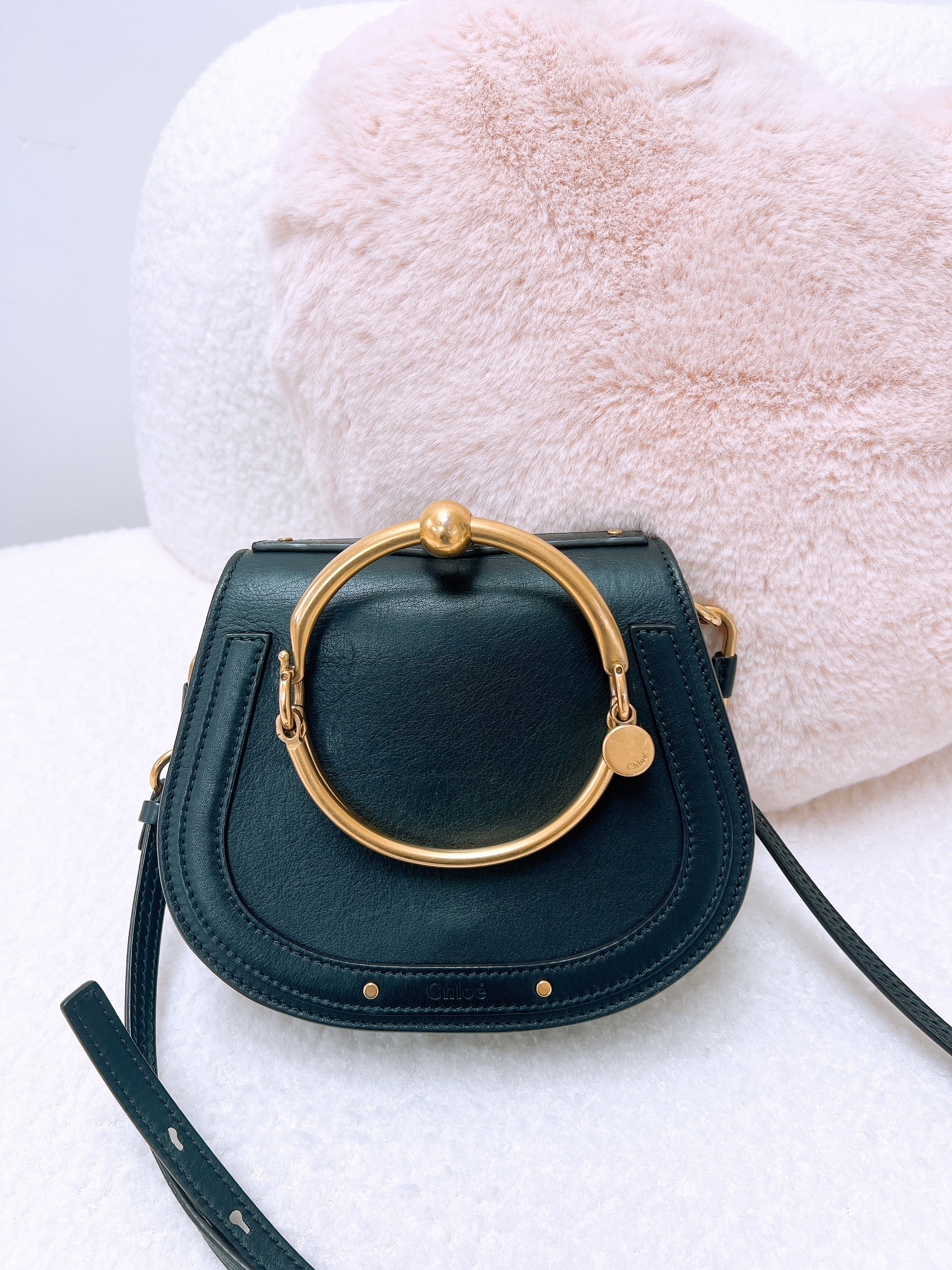 Chloe nile small black