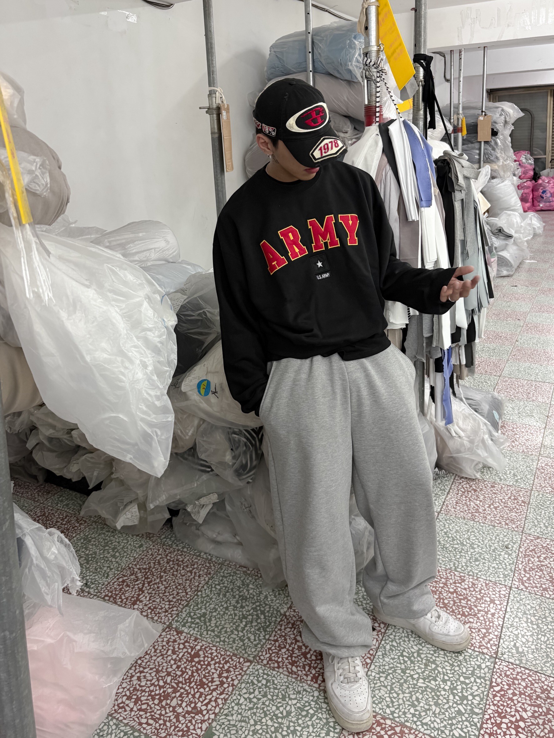 《S.V》ARMY貼布標短寬大學T