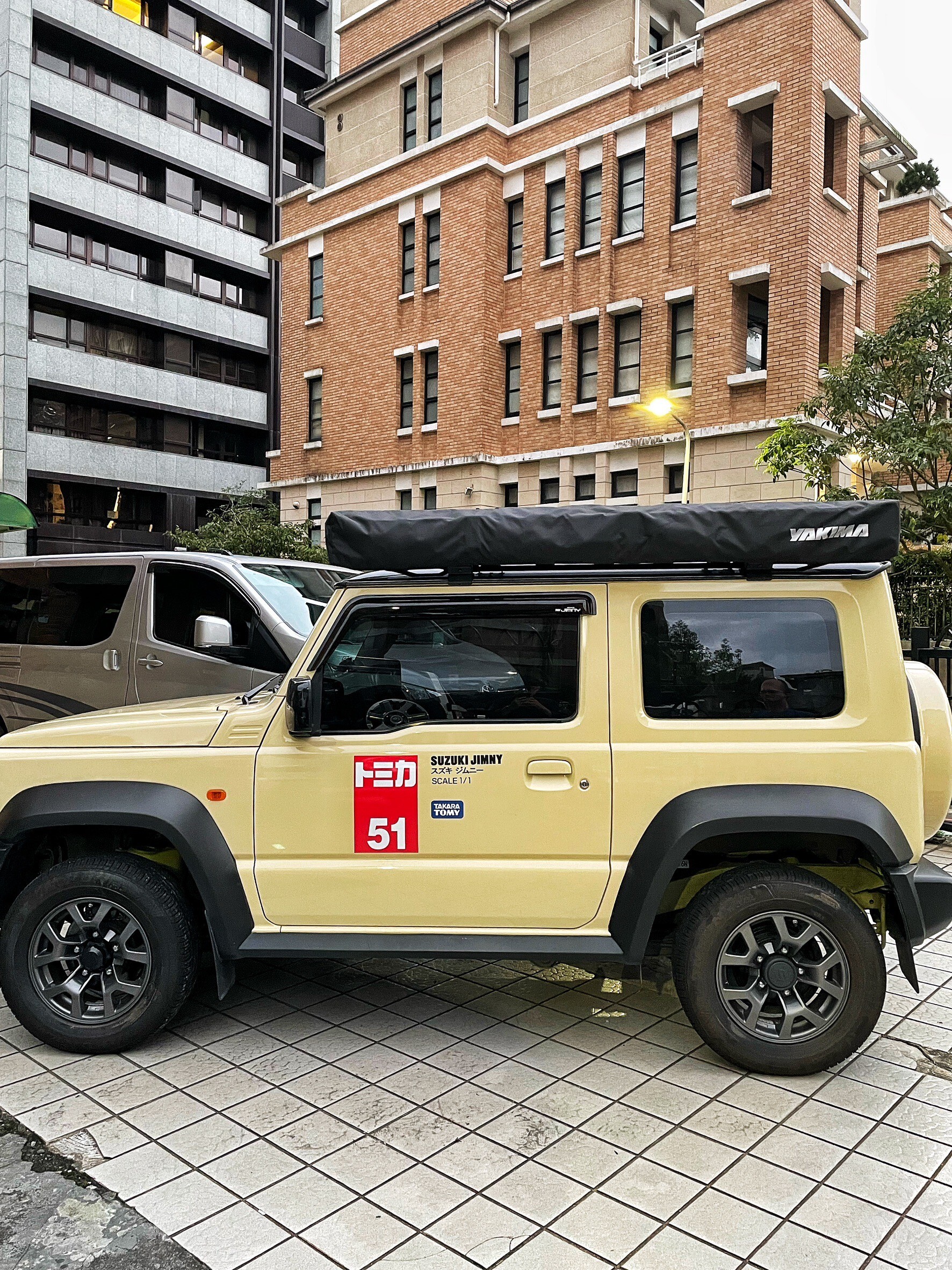 車邊帳 Yakima OverNout 270 蝙蝠帳Suzuji- jimny 吉姆尼 吉米