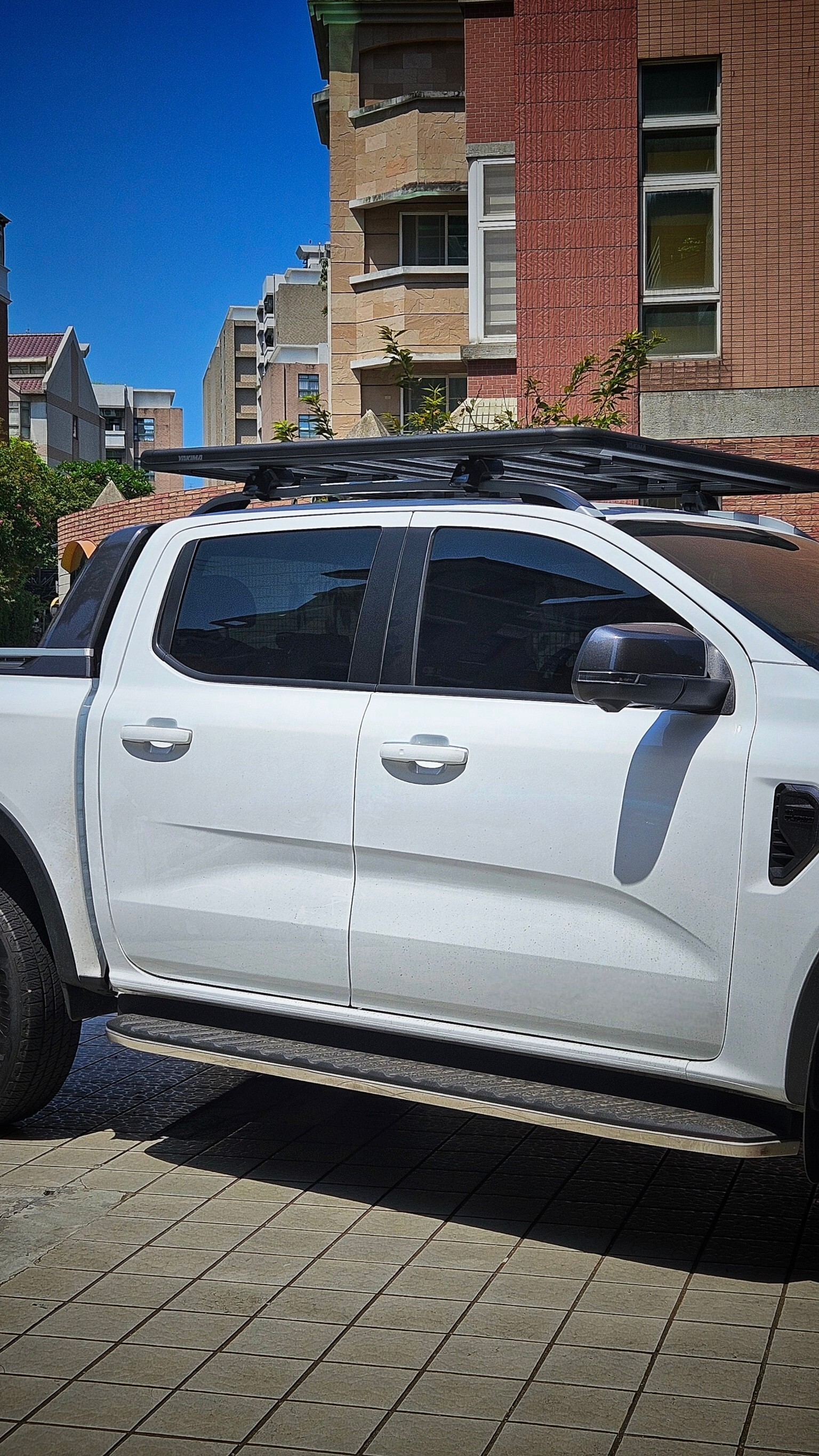 YAKIMA LockNLoad Platform 車頂平台 車頂盤 浪九 Ranger 海力士