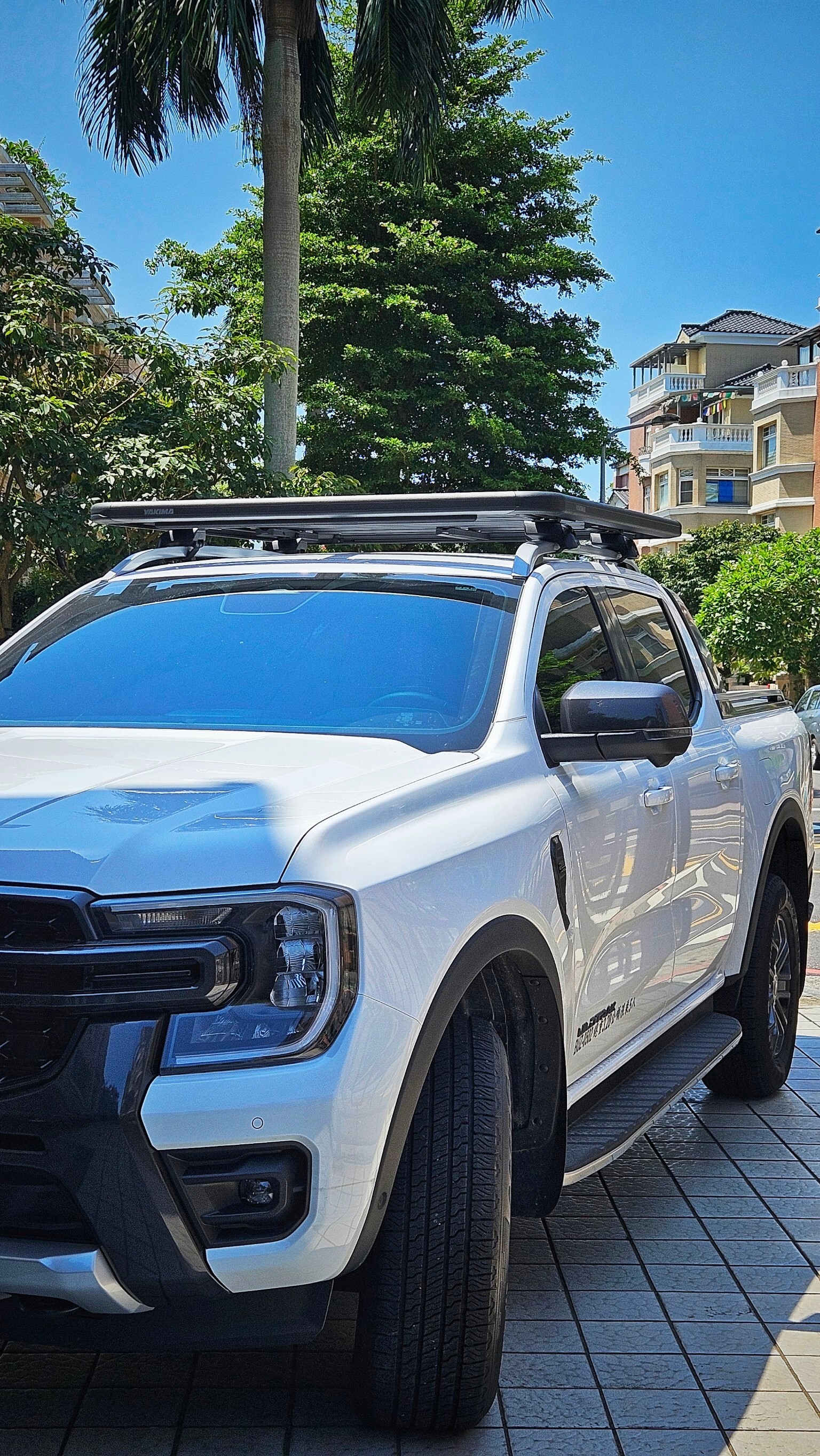 YAKIMA LockNLoad Platform 車頂平台 車頂盤 浪九 Ranger 海力士