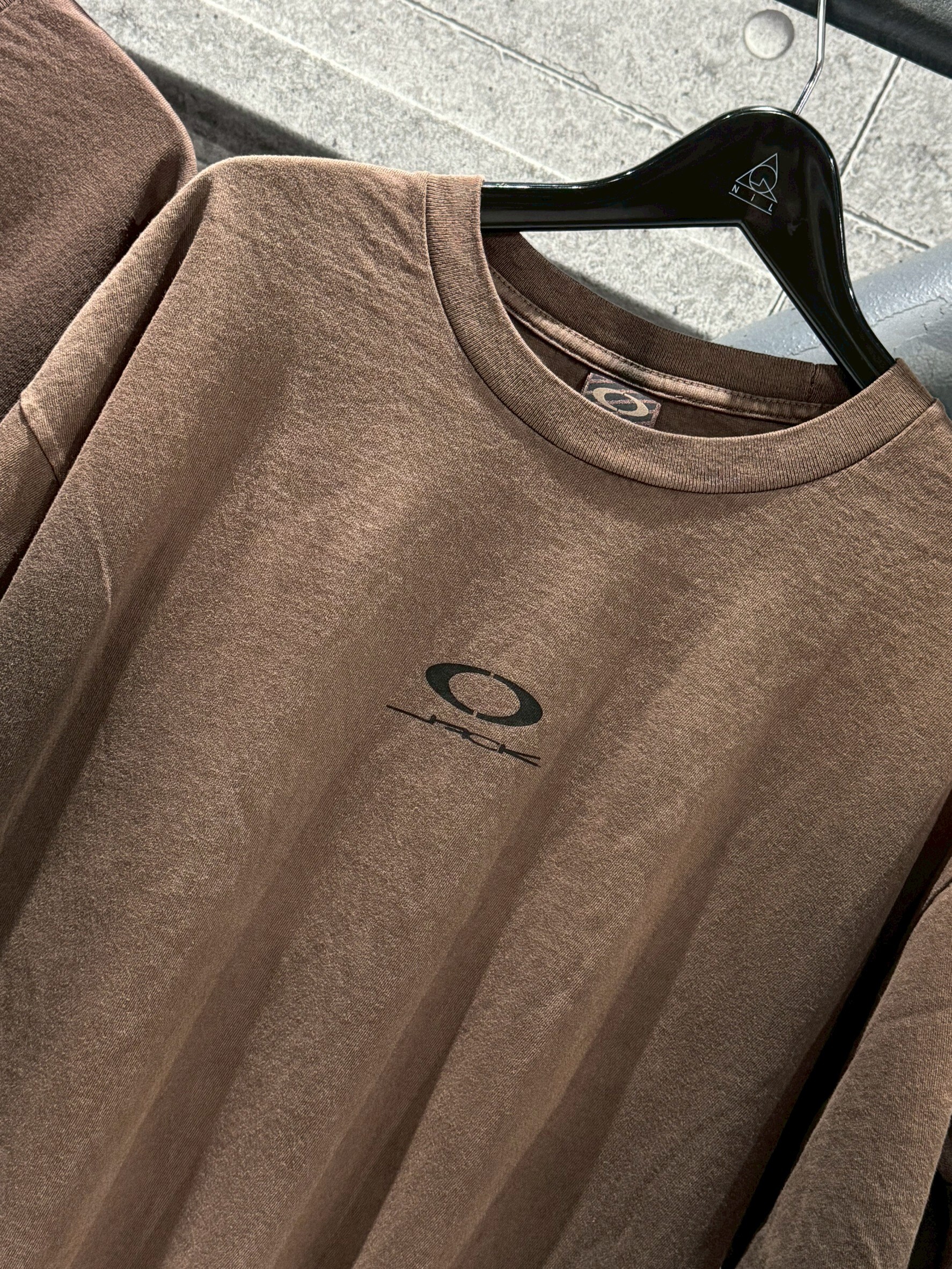 TRAVIS SCOTT X OAKLEY DAY ZERO 水洗染色 短袖 T