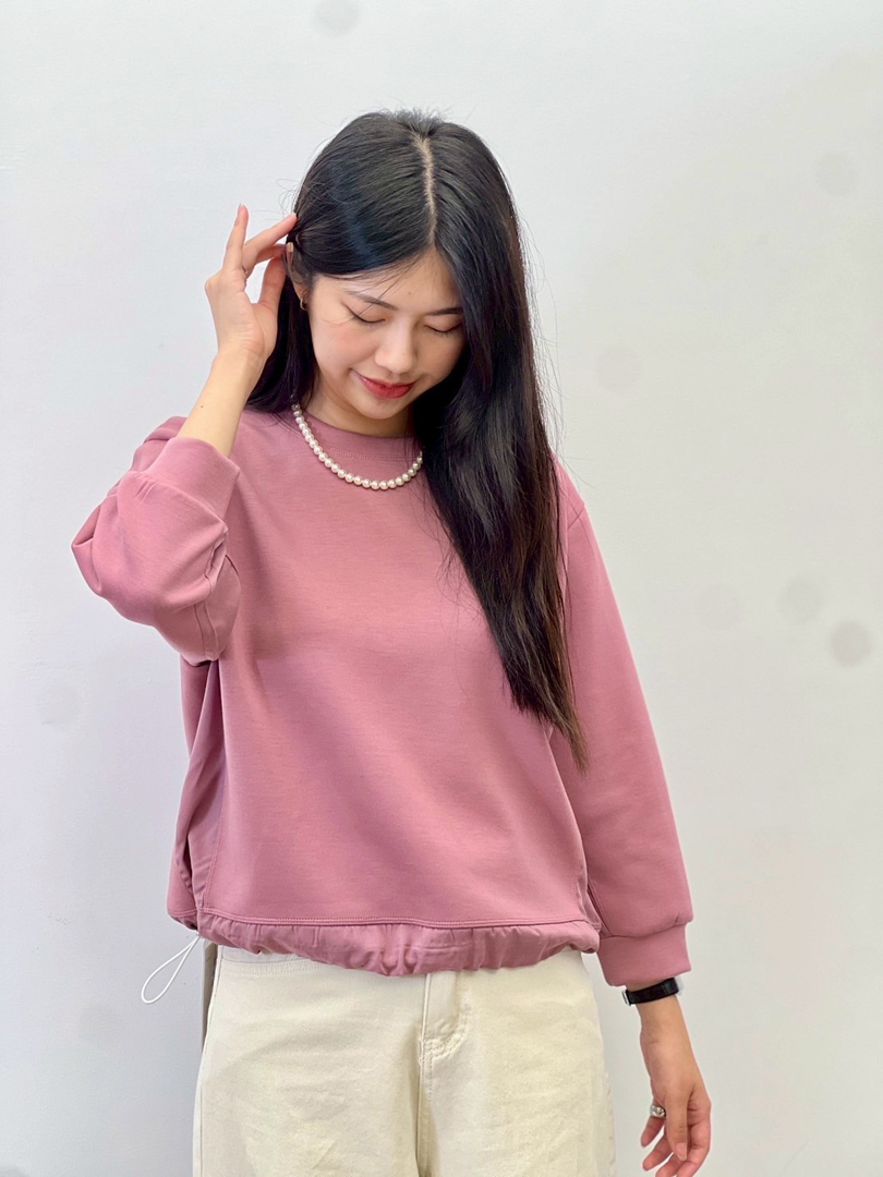 帶點小設計卻零負擔的舒適日常T