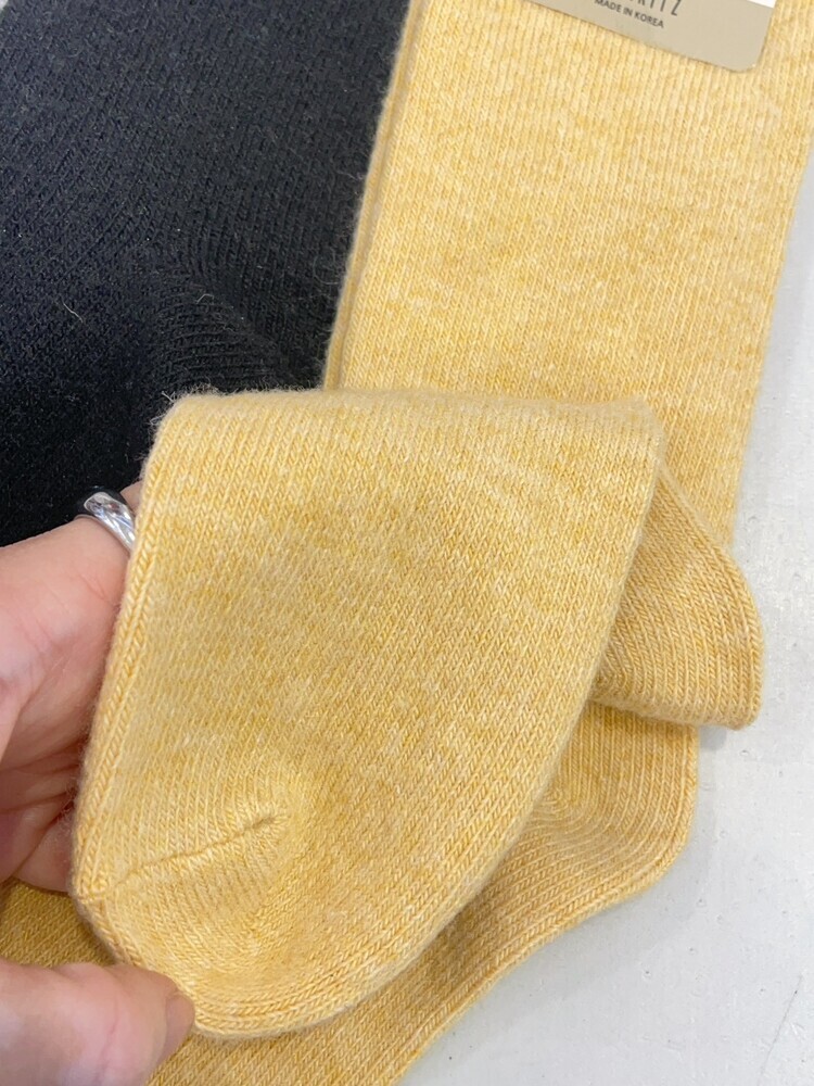 素色羊毛長襪