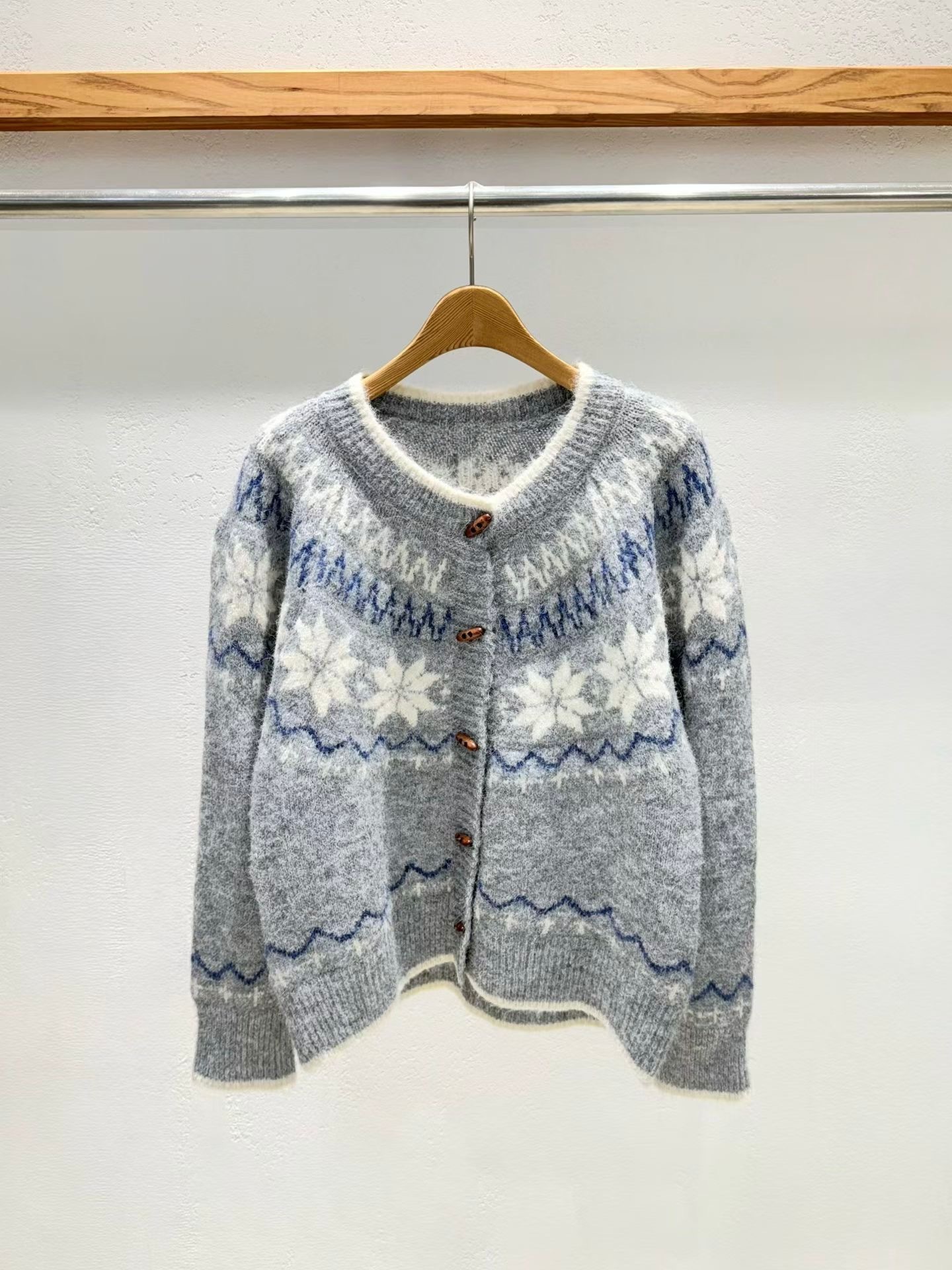 韓國 -彩色雪花冷外套