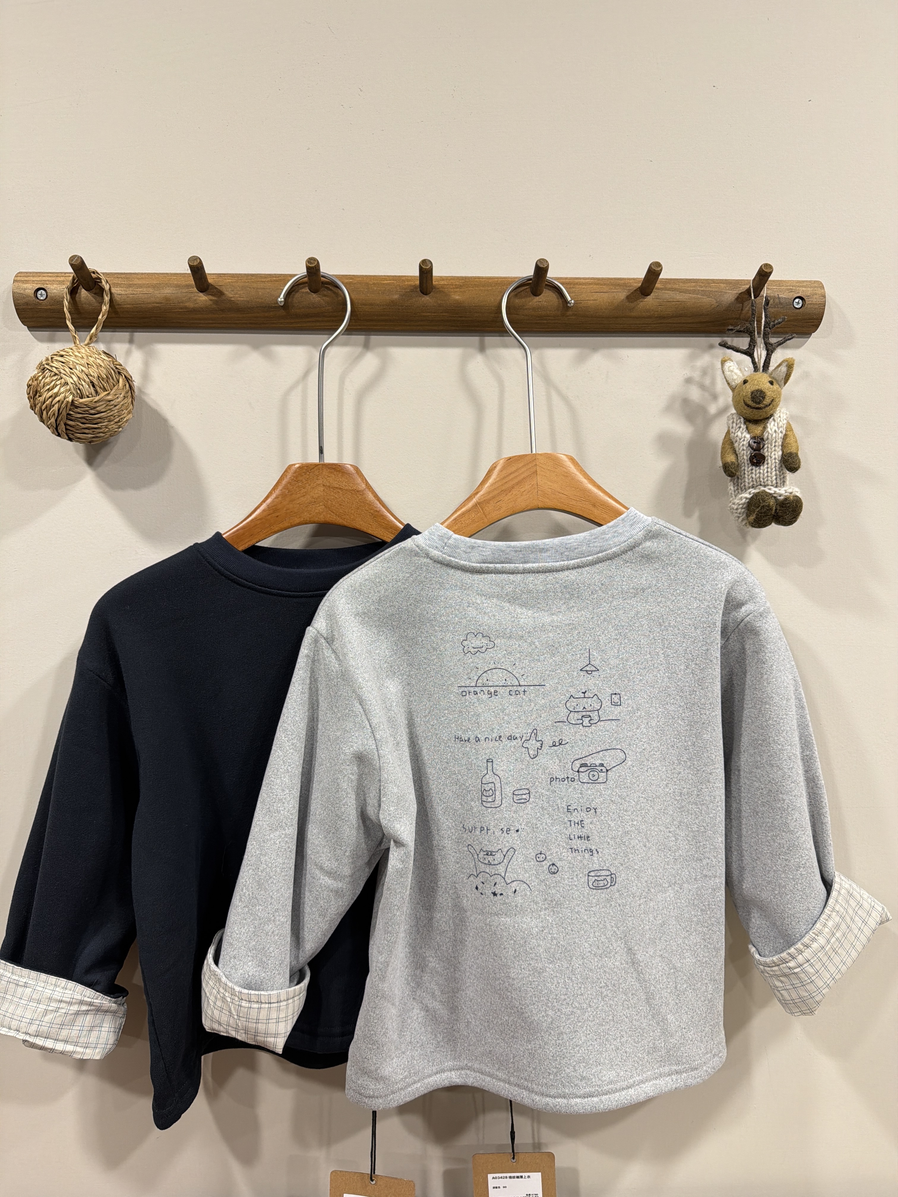 A03428 格紋袖薄絨上衣