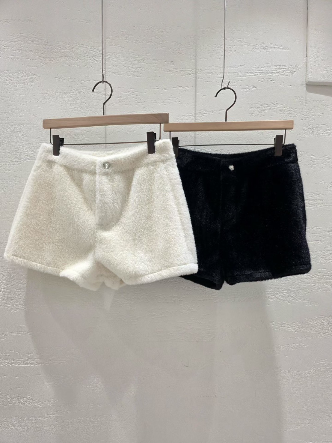 短絨毛短褲