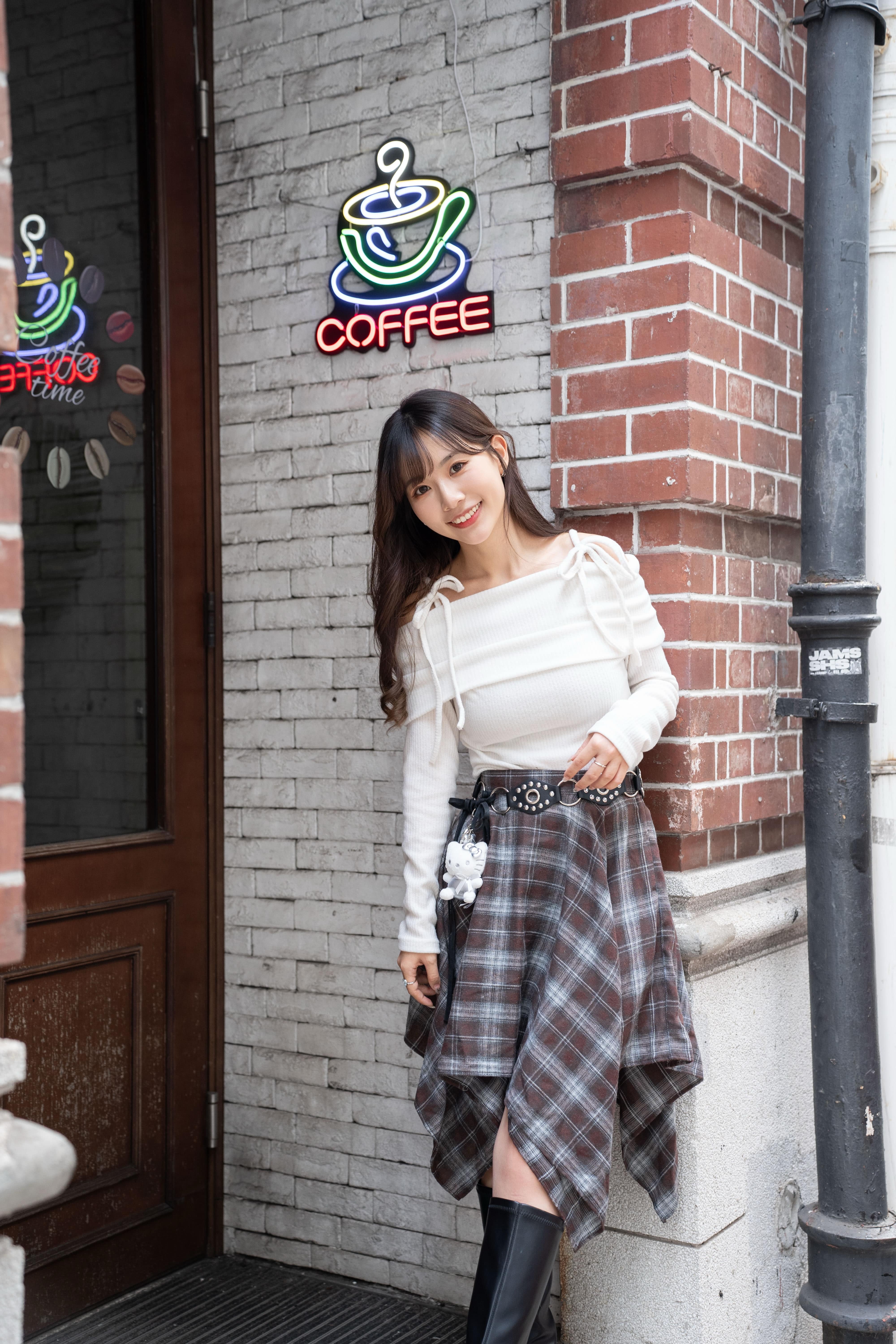 韓系感！Coji Checked Skirt