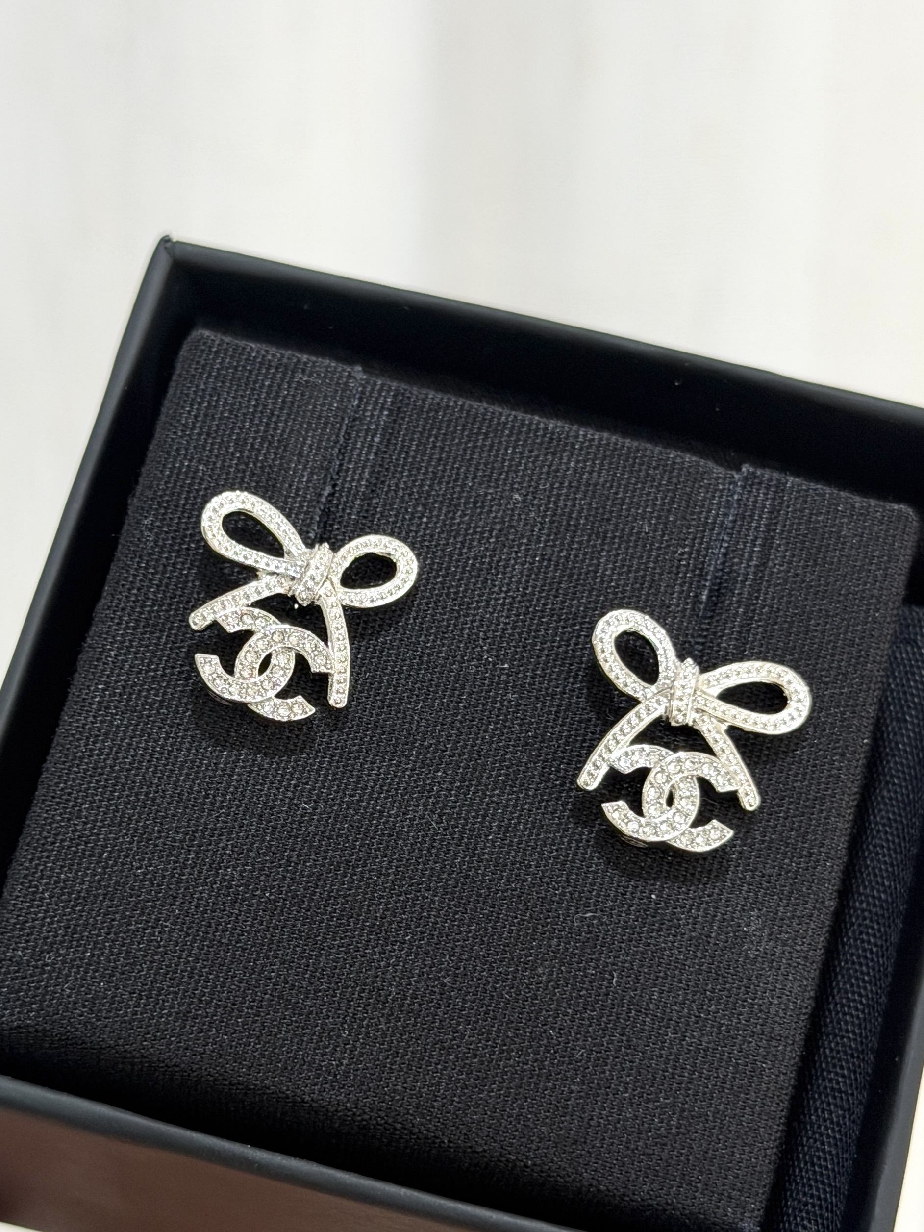 CHANEL Bow Small stud Earrings ABG601