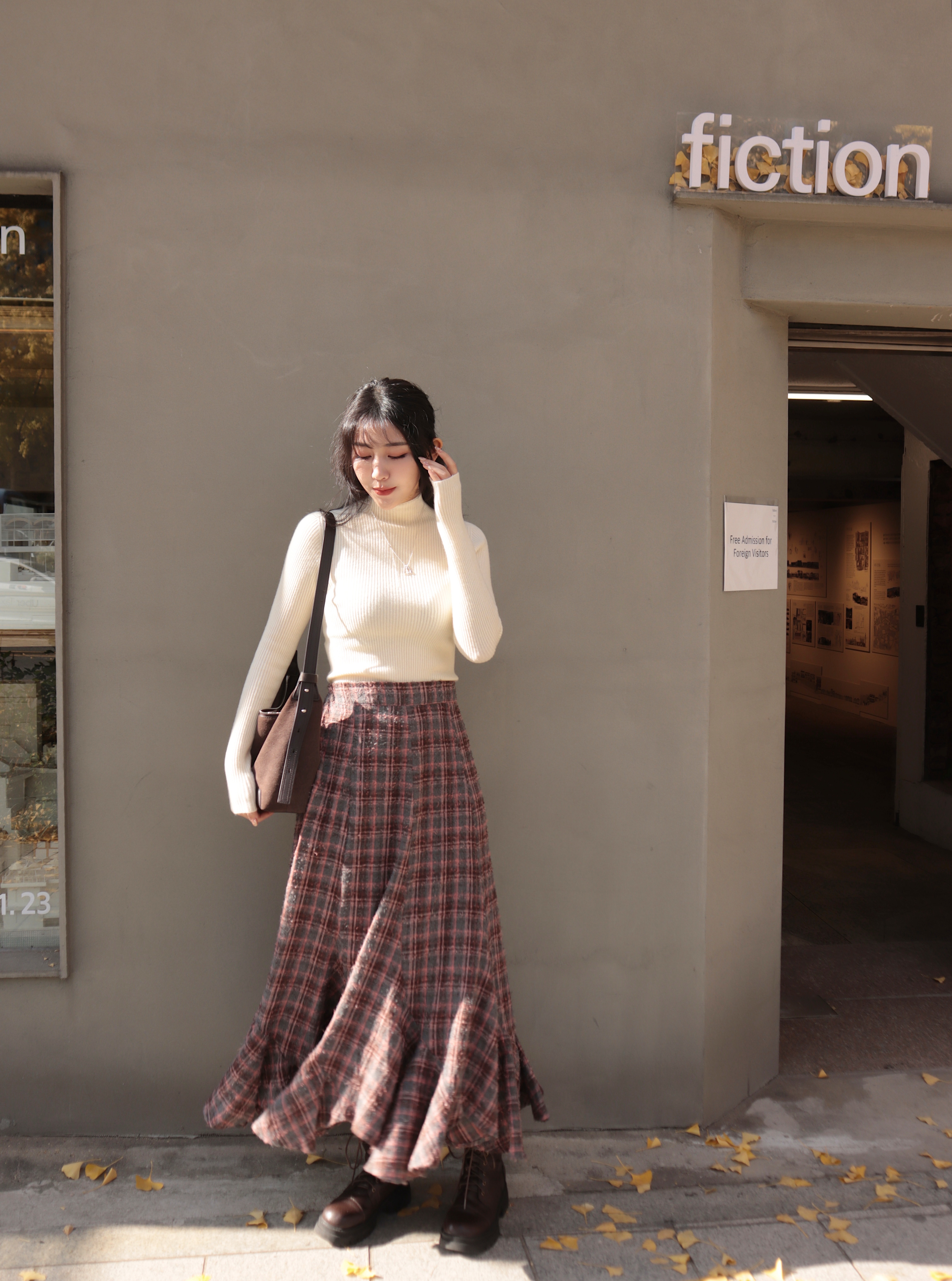 25A104設計師款 面料極美的格紋魚尾長裙