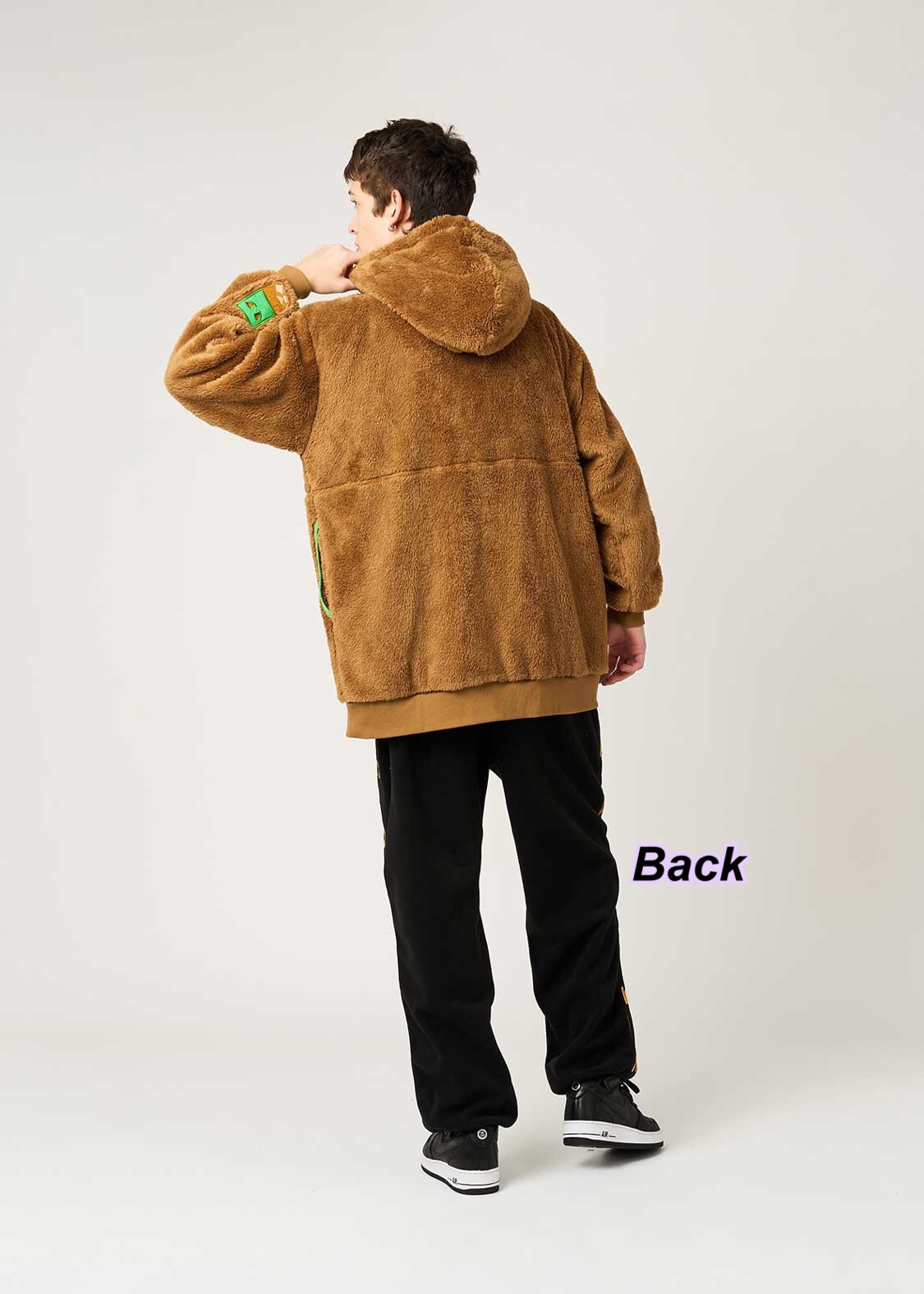 13/11 Graniph x McDonald’s 蘋果批圖案啡色毛毛jacket