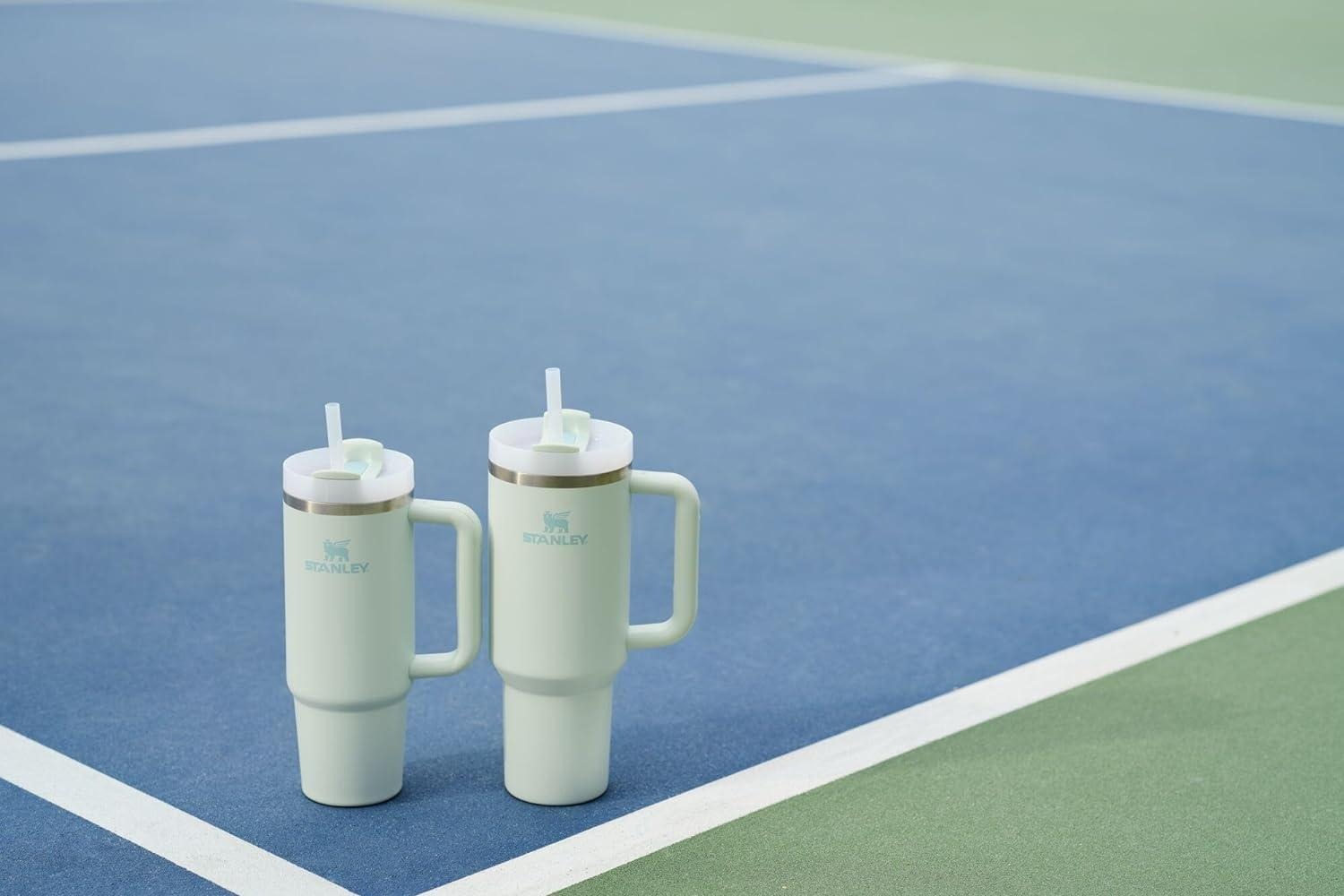 【直播】Stanley 40oz 兩用款 K11128888 Quencher H2.0 FlowState Tumbler (冰川綠)